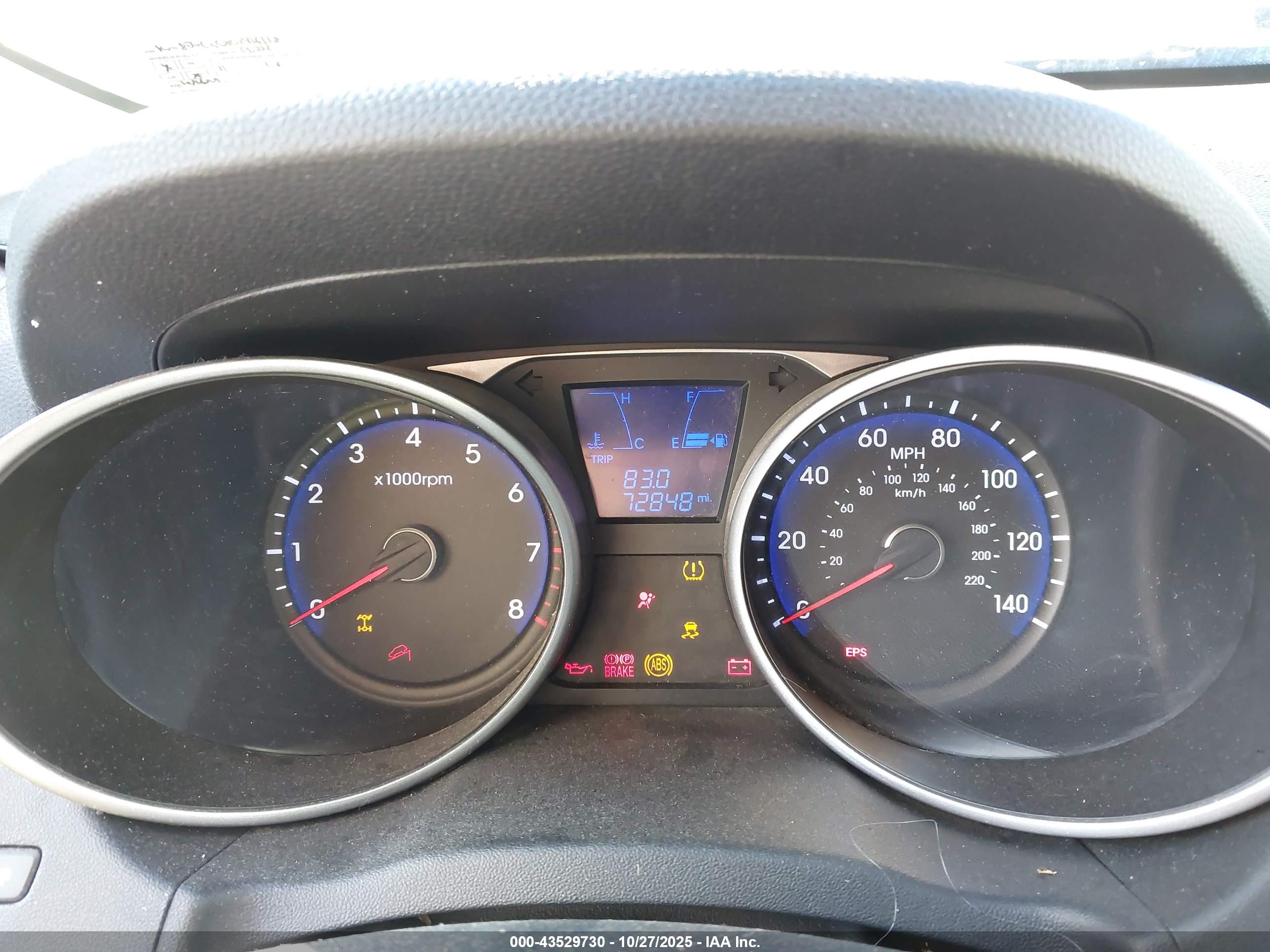 HYUNDAI TUCSON image 7