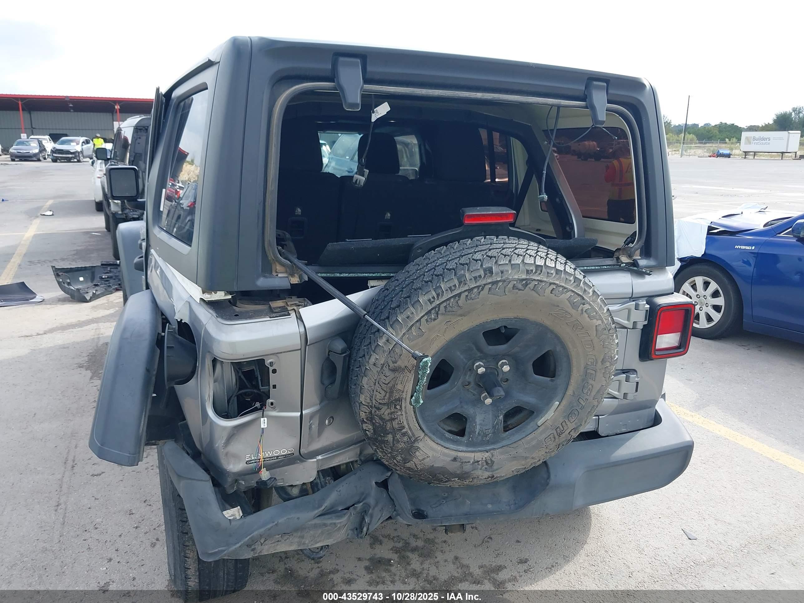JEEP WRANGLER image 6