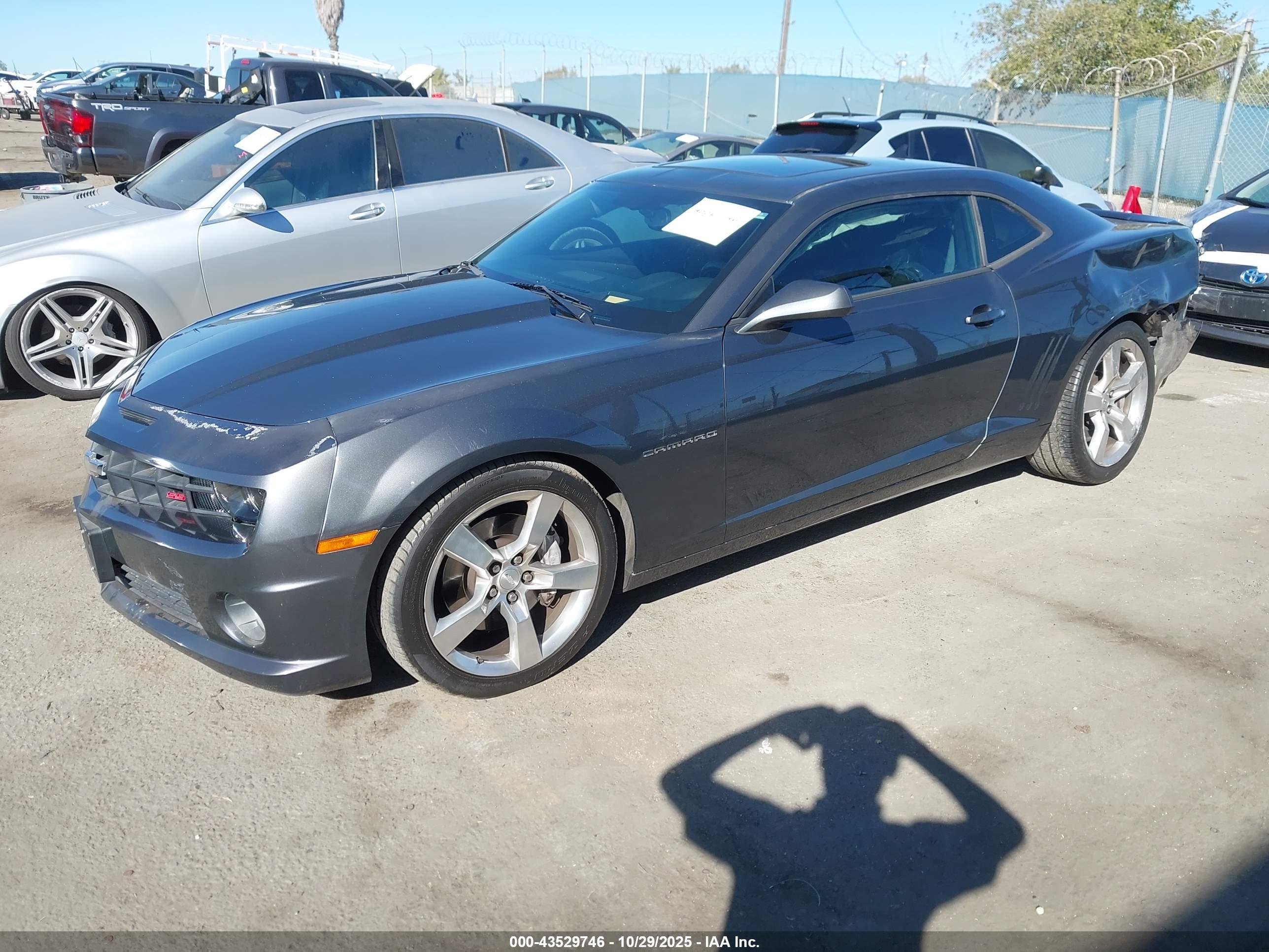 CHEVROLET CAMARO image 2
