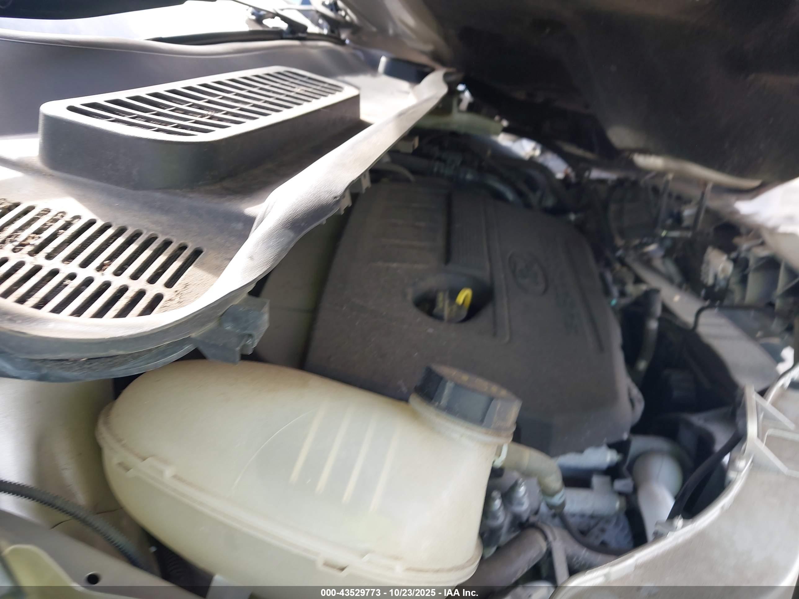 FORD ESCAPE image 10