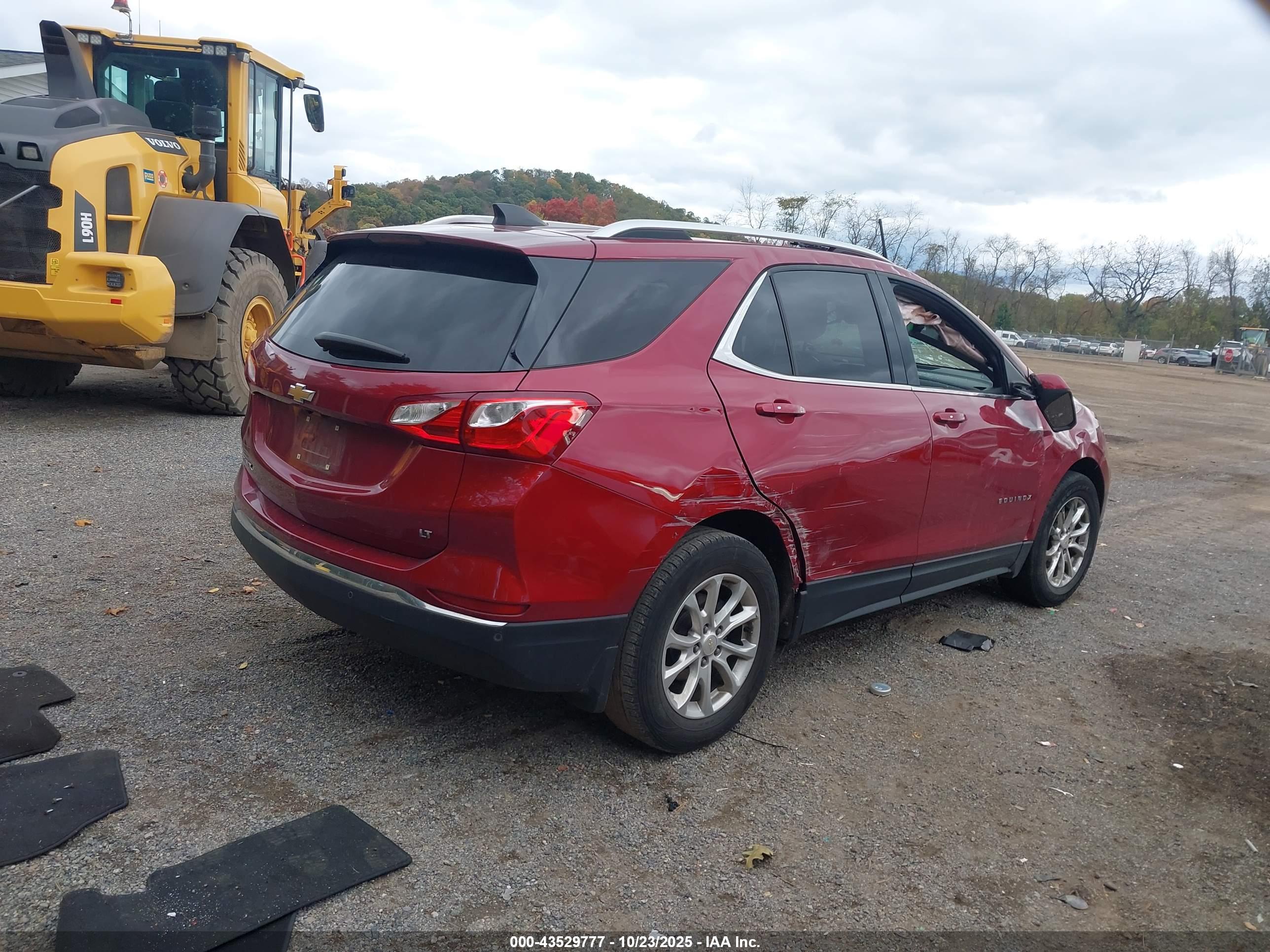 CHEVROLET EQUINOX image 4