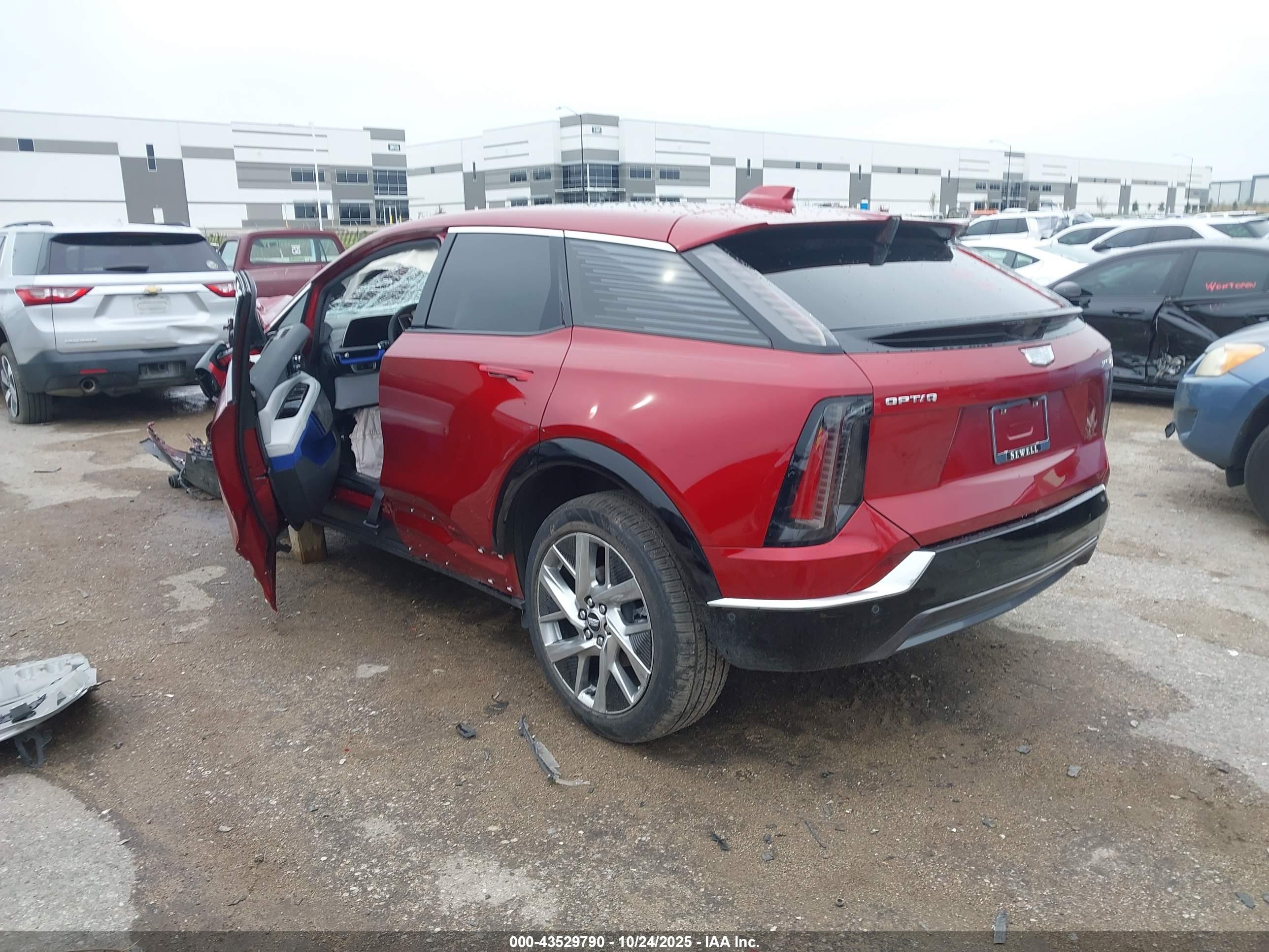 CADILLAC OPTIQ image 3