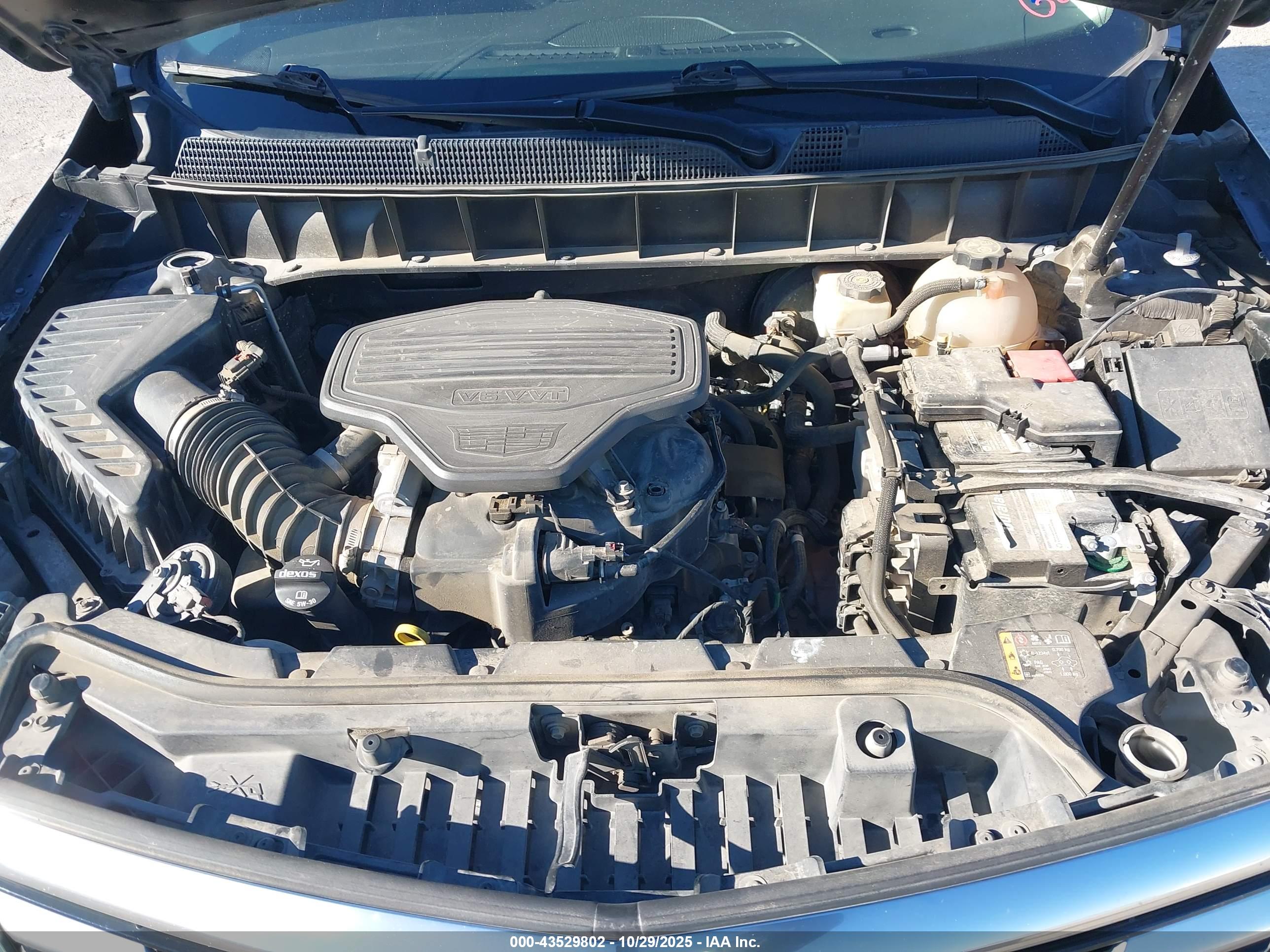 CADILLAC XT5 image 10