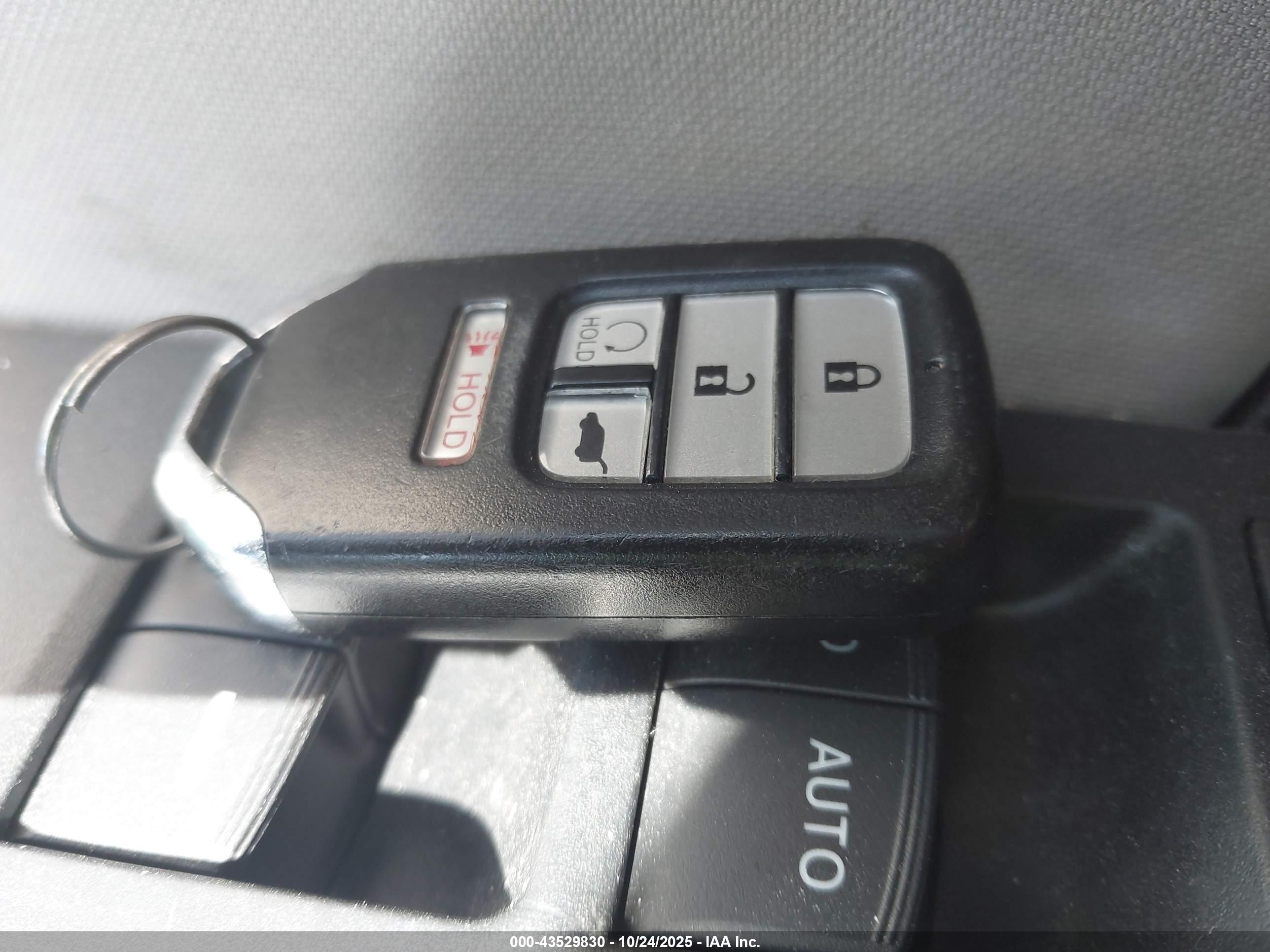 HONDA CIVIC image 11