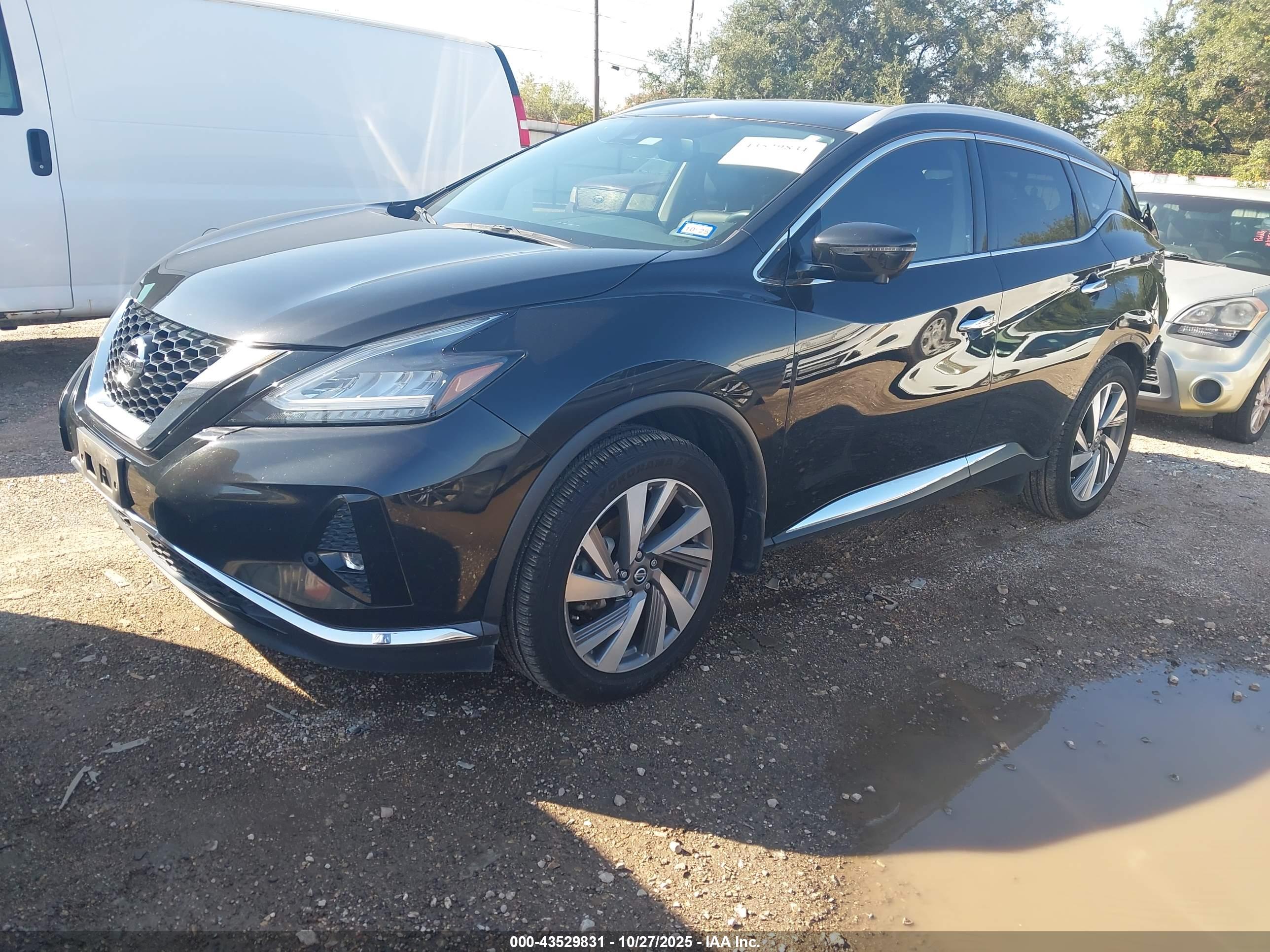 NISSAN MURANO image 2
