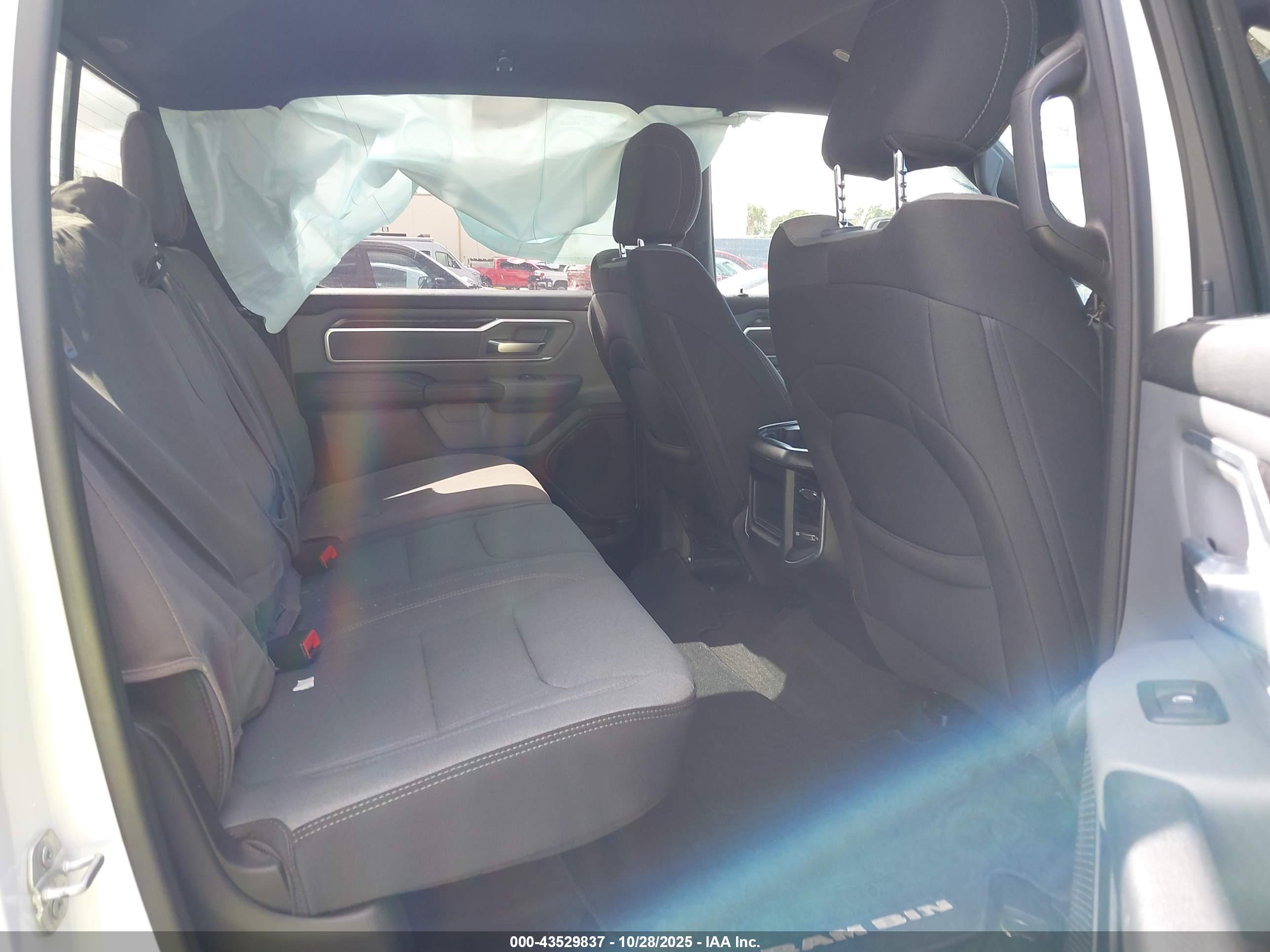 RAM 1500 image 8