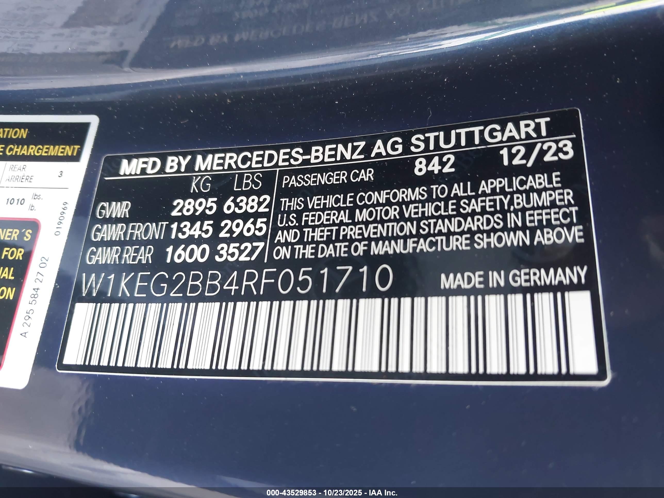 MERCEDES-BENZ EQE image 9