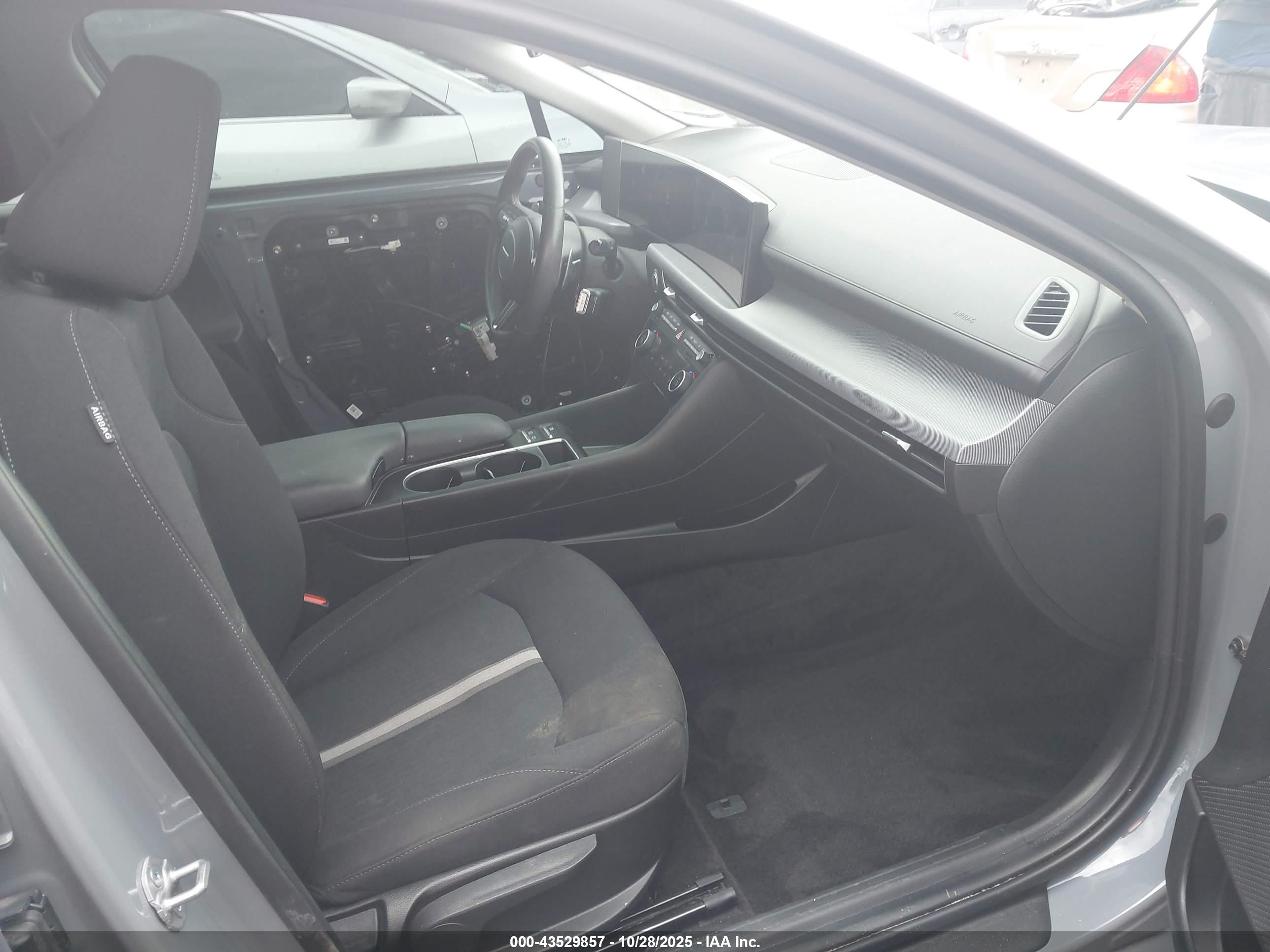 HYUNDAI SONATA image 5