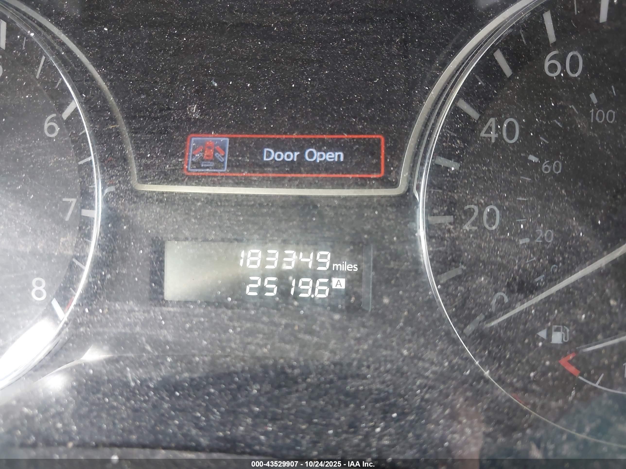 NISSAN ALTIMA image 7