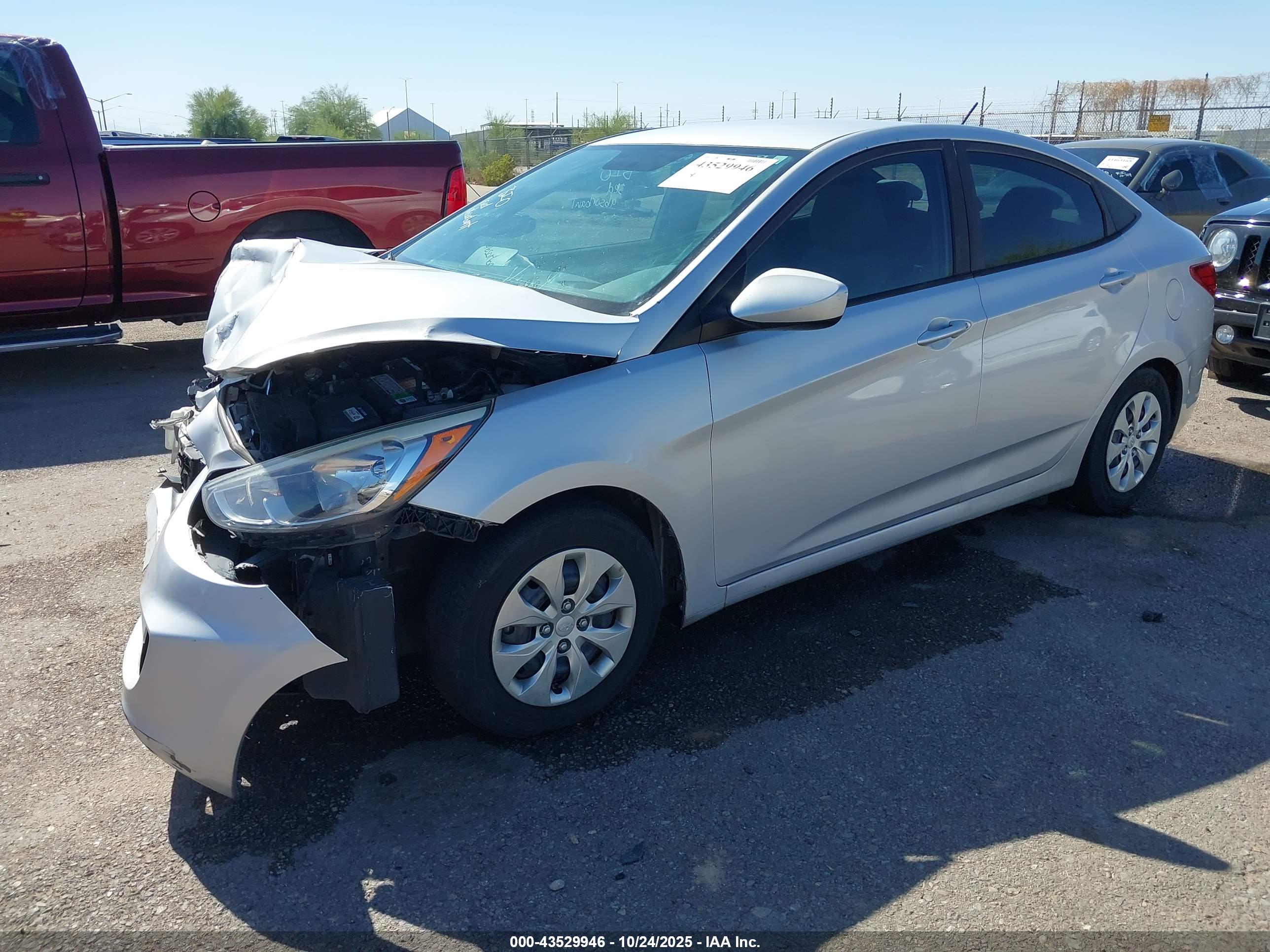 HYUNDAI ACCENT image 2