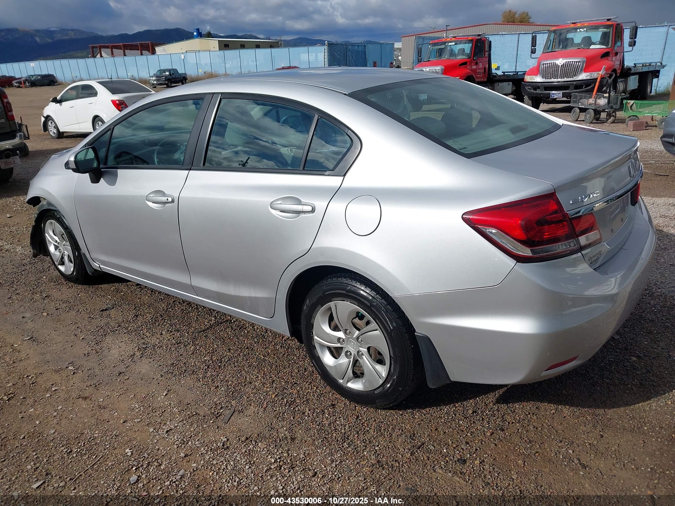 HONDA CIVIC image 3