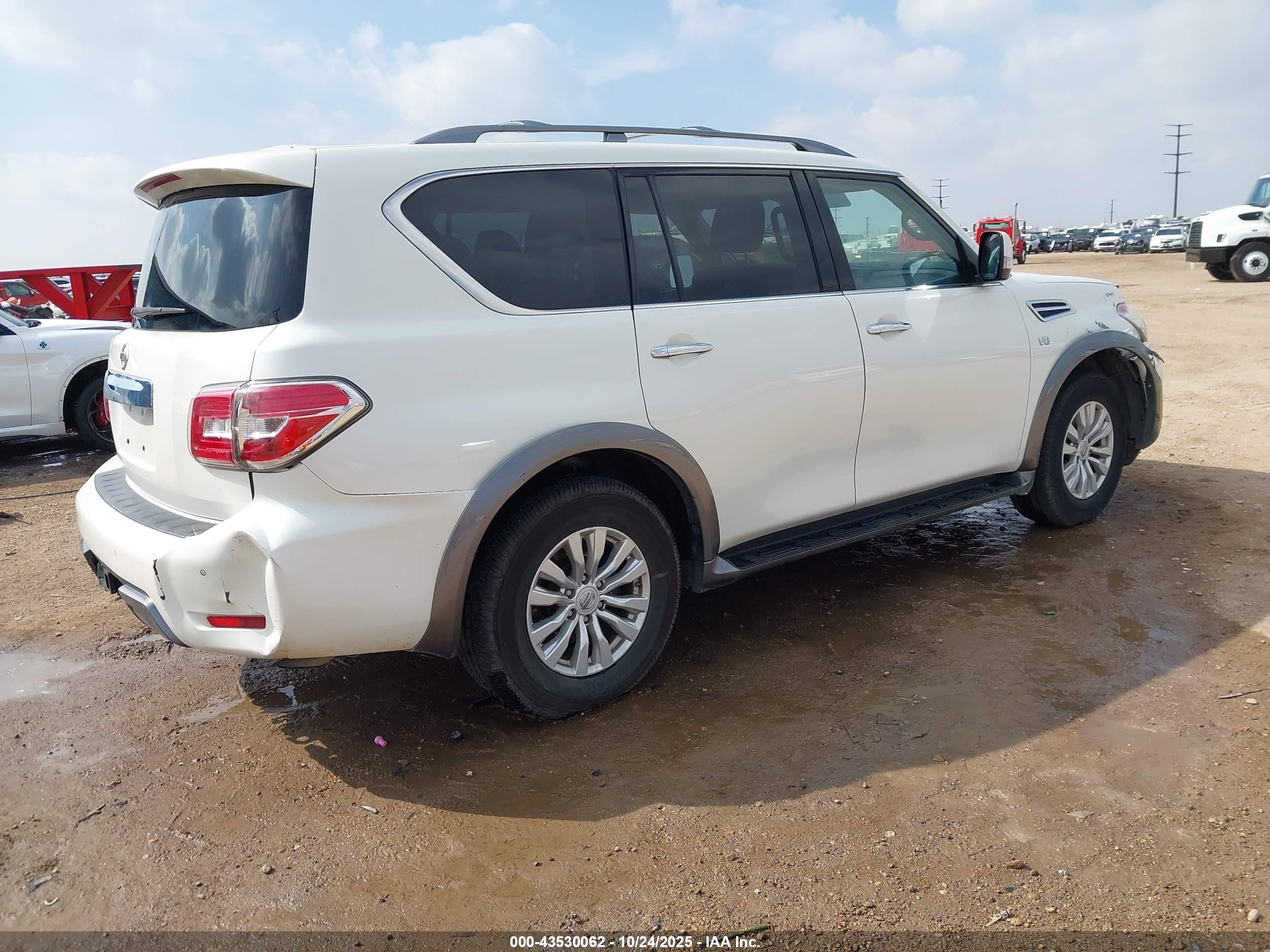 NISSAN ARMADA image 4