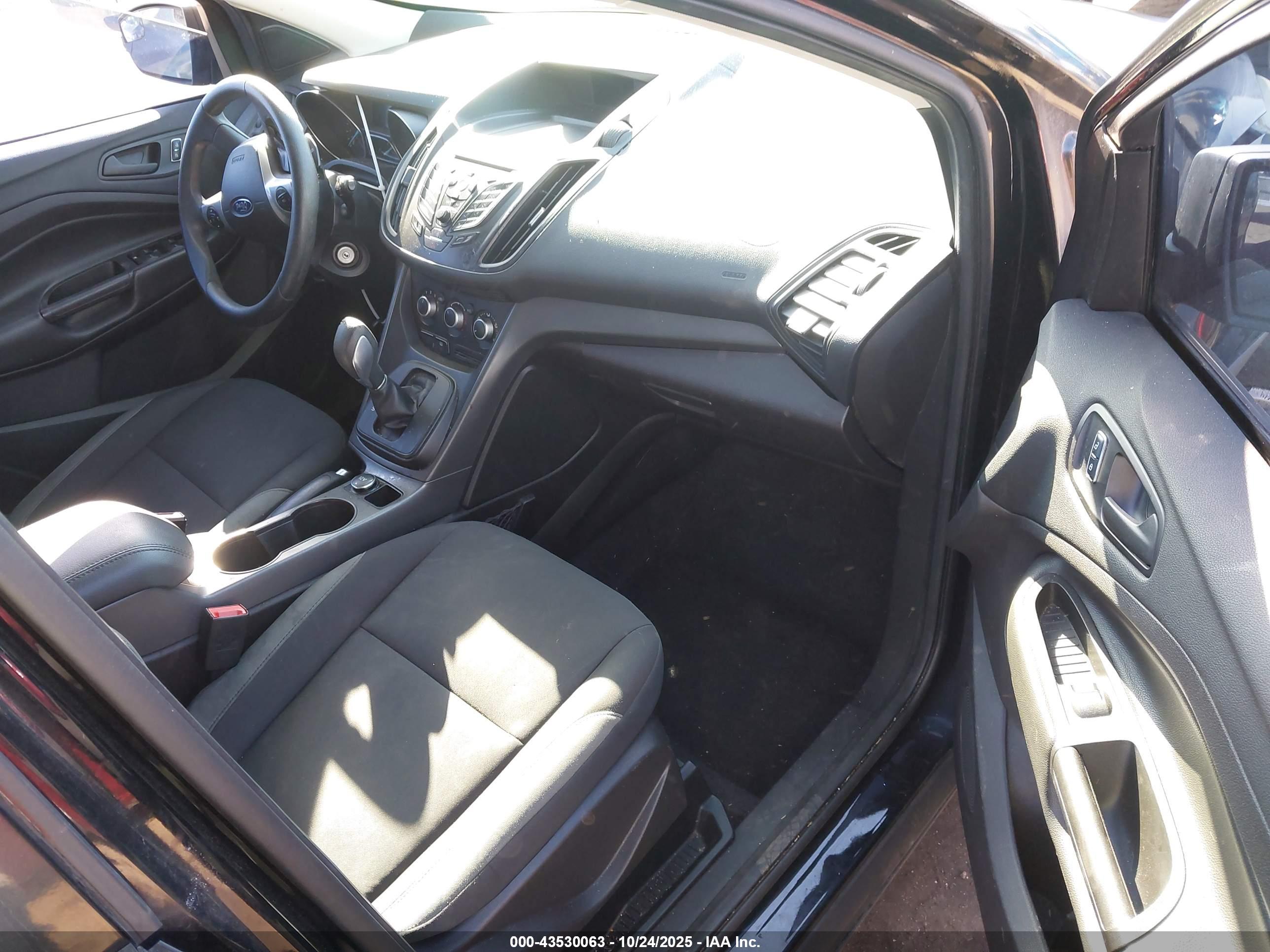 FORD ESCAPE image 5