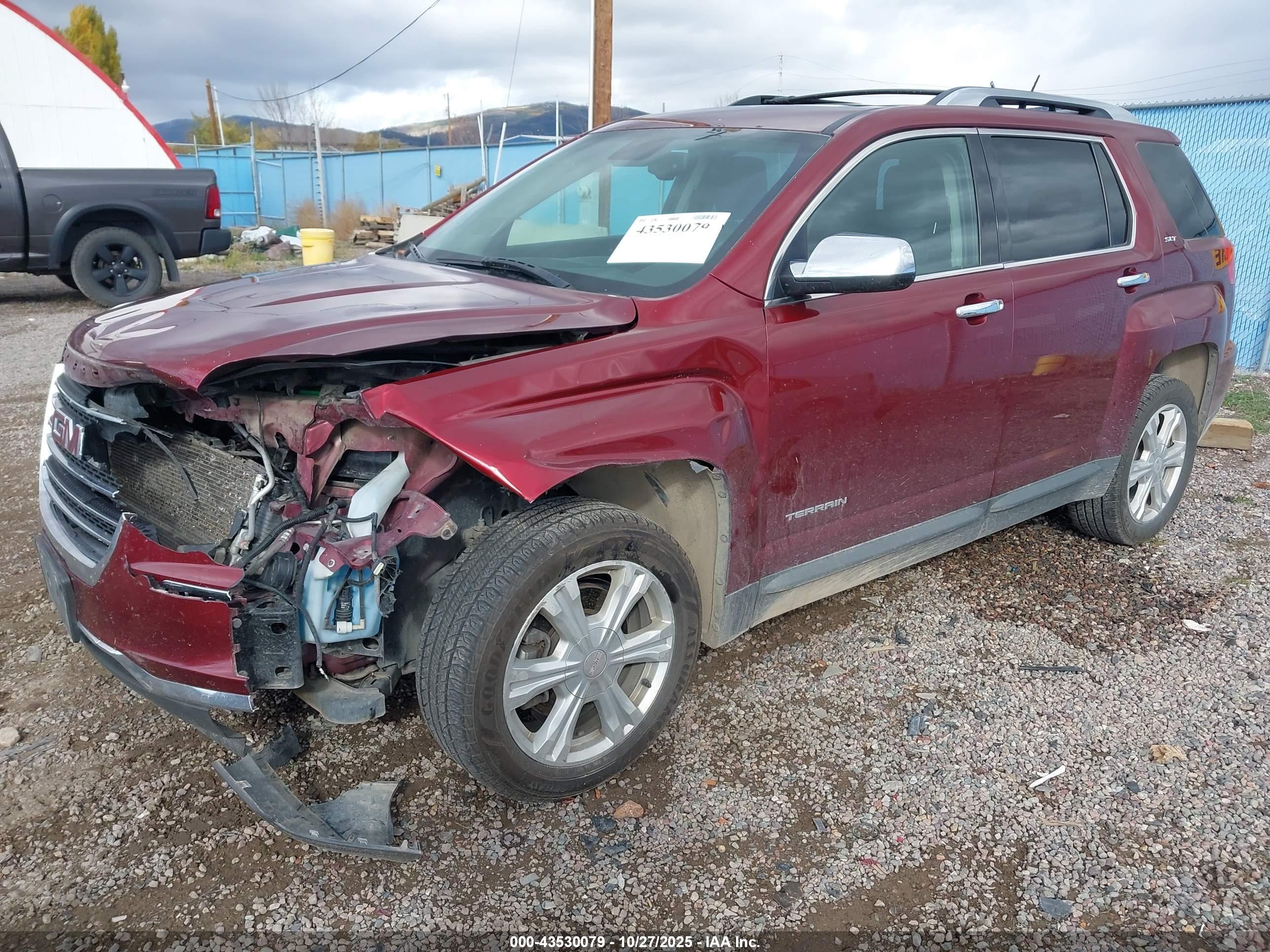 GMC TERRAIN image 2