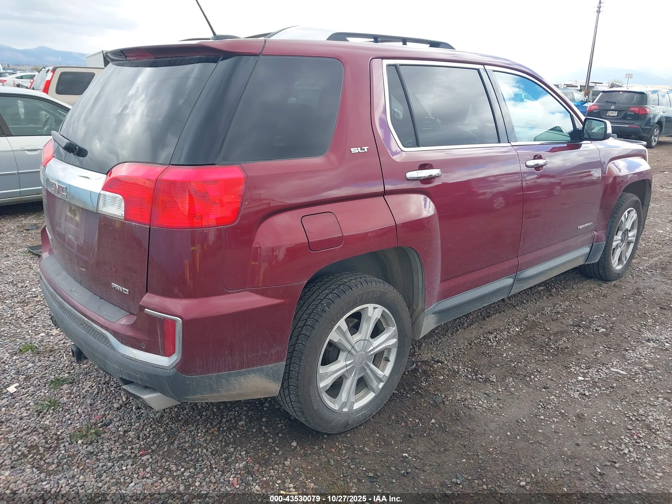 GMC TERRAIN image 4