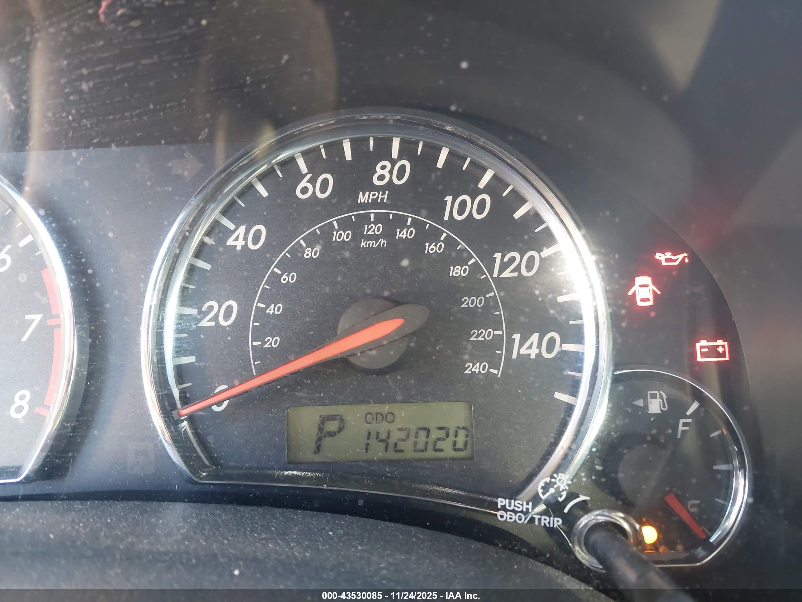 TOYOTA COROLLA image 7