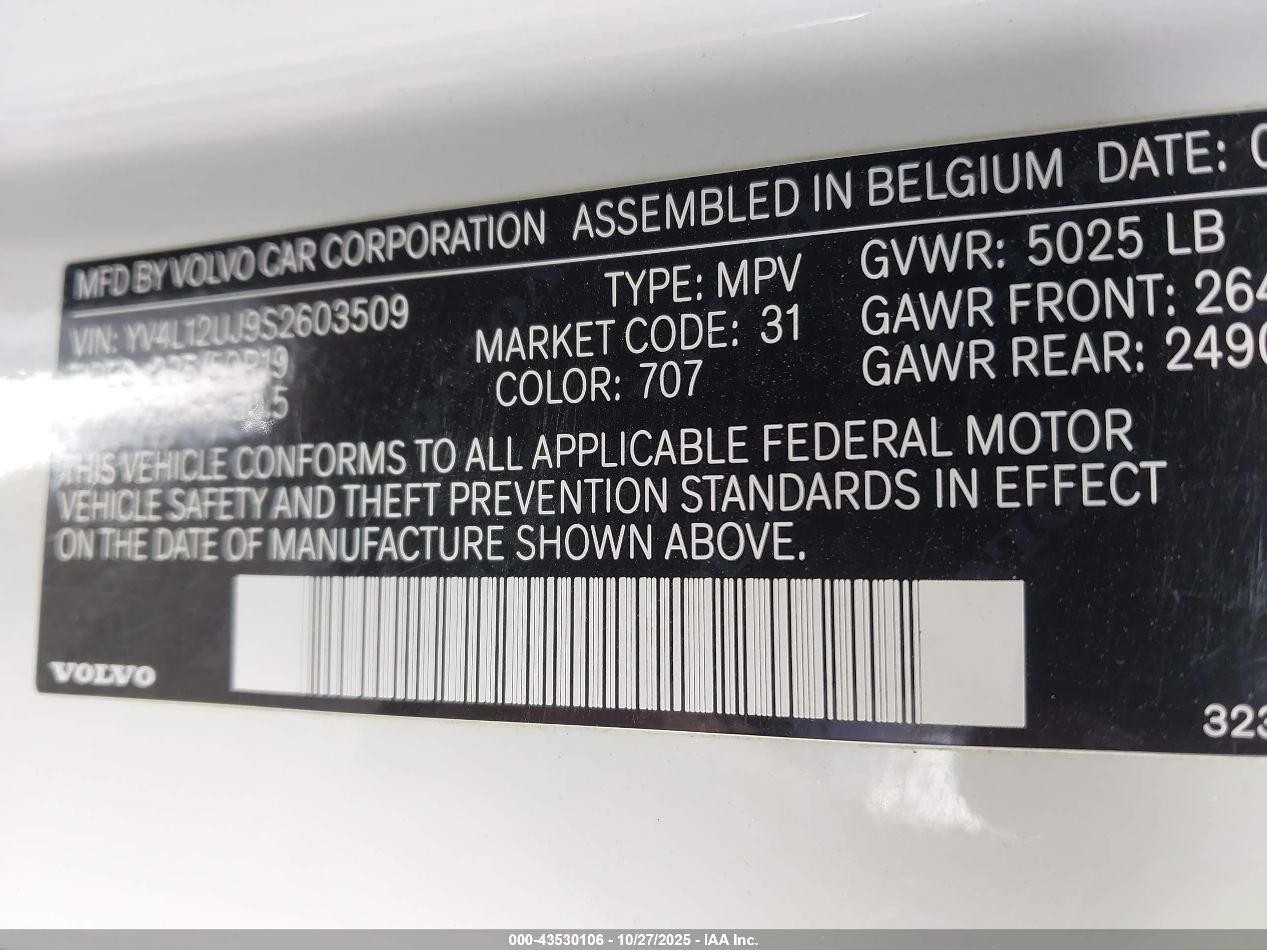 VOLVO XC40 image 9