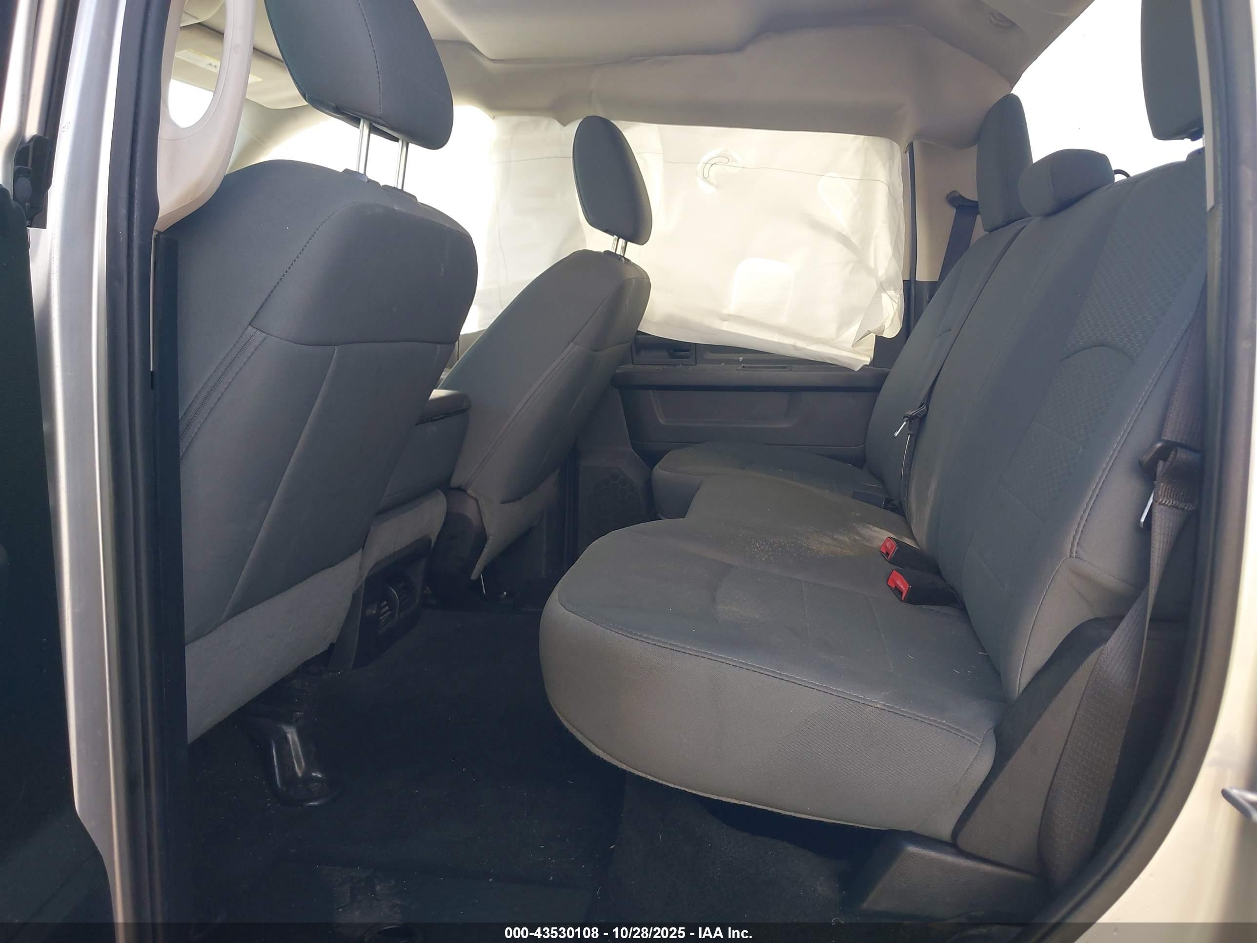 RAM 2500 image 8