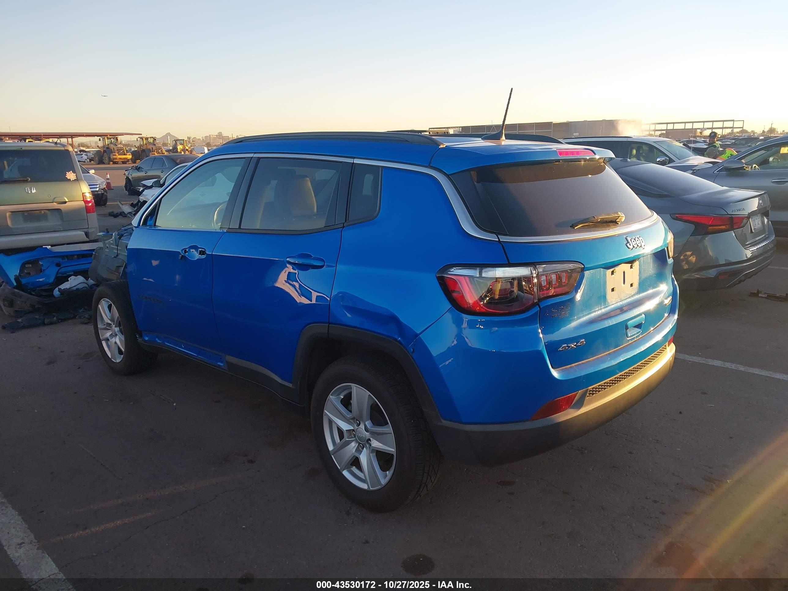 JEEP COMPASS image 3