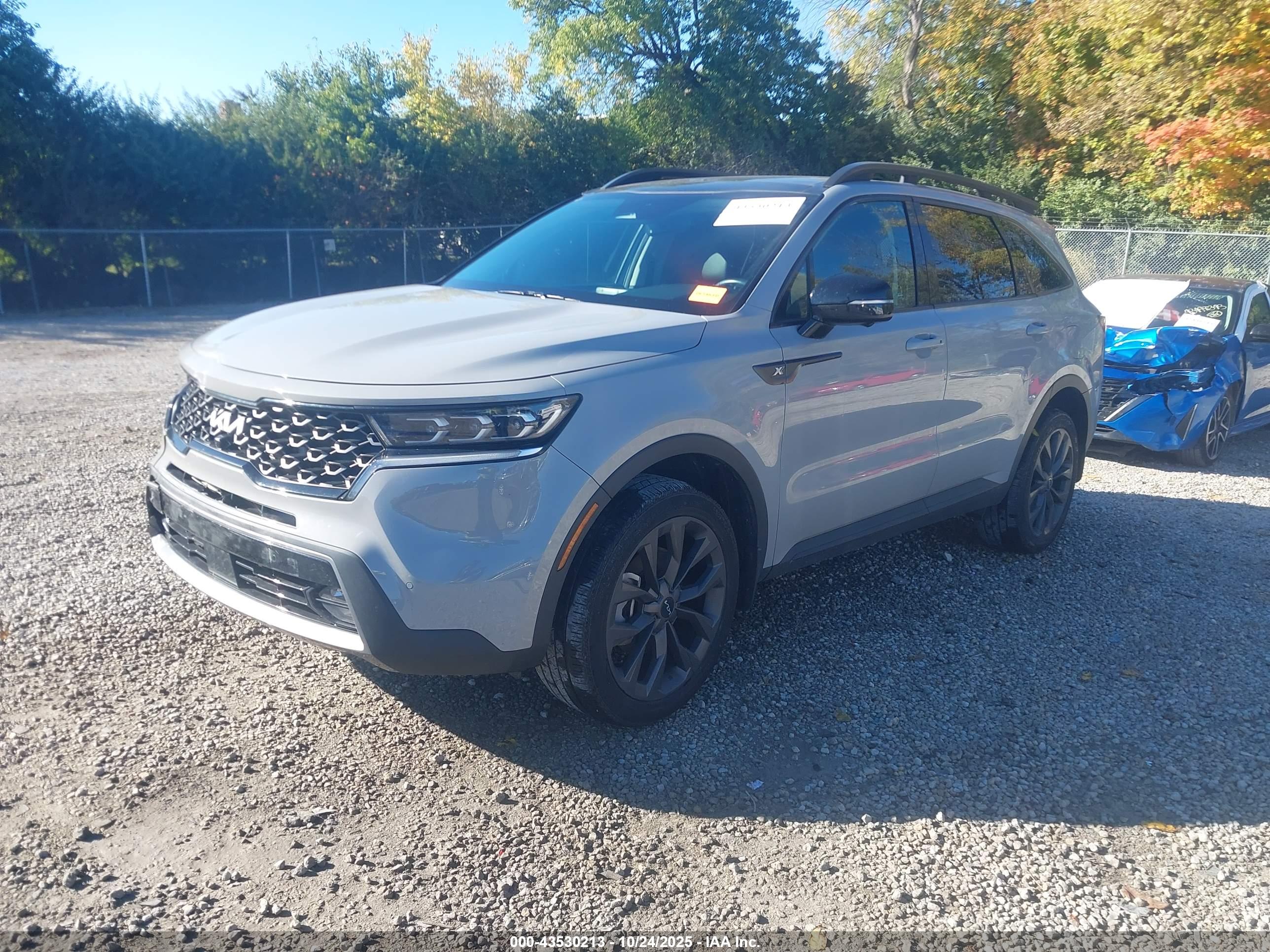 KIA SORENTO image 2