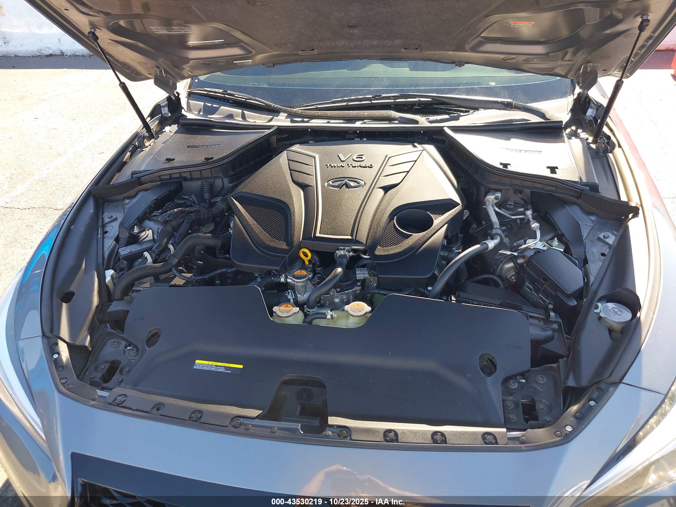 INFINITI Q50 image 10