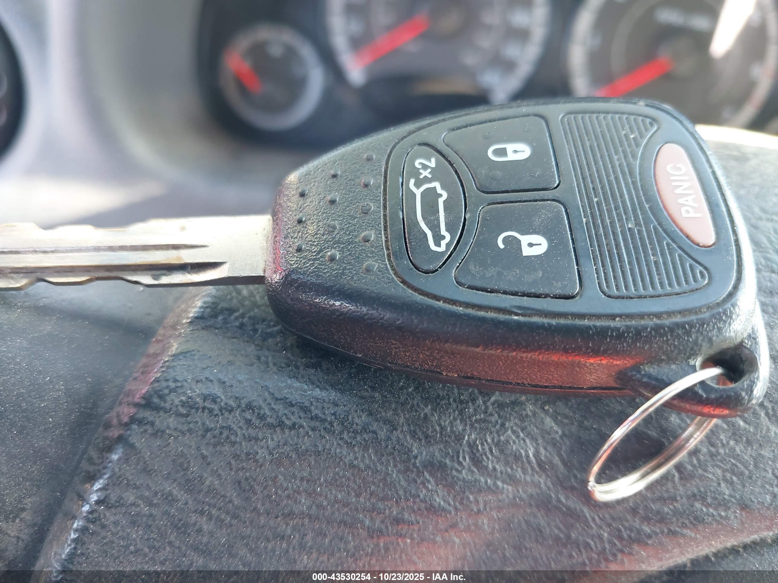 JEEP LIBERTY image 11
