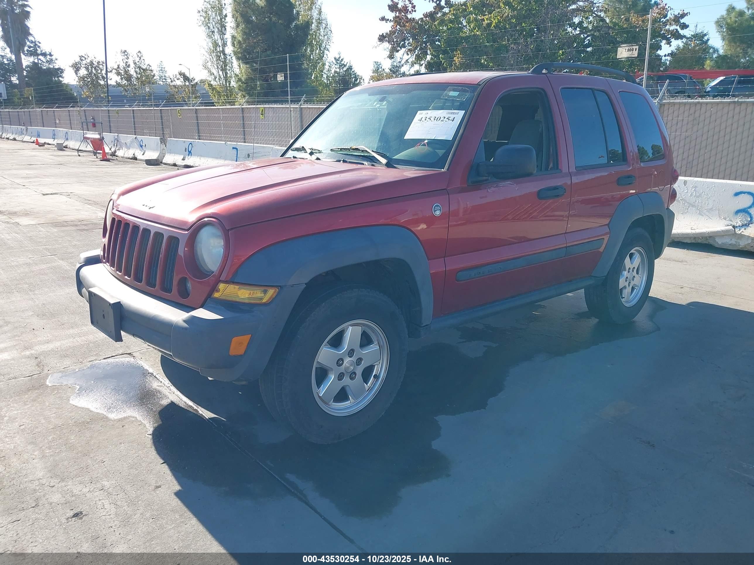 JEEP LIBERTY image 2