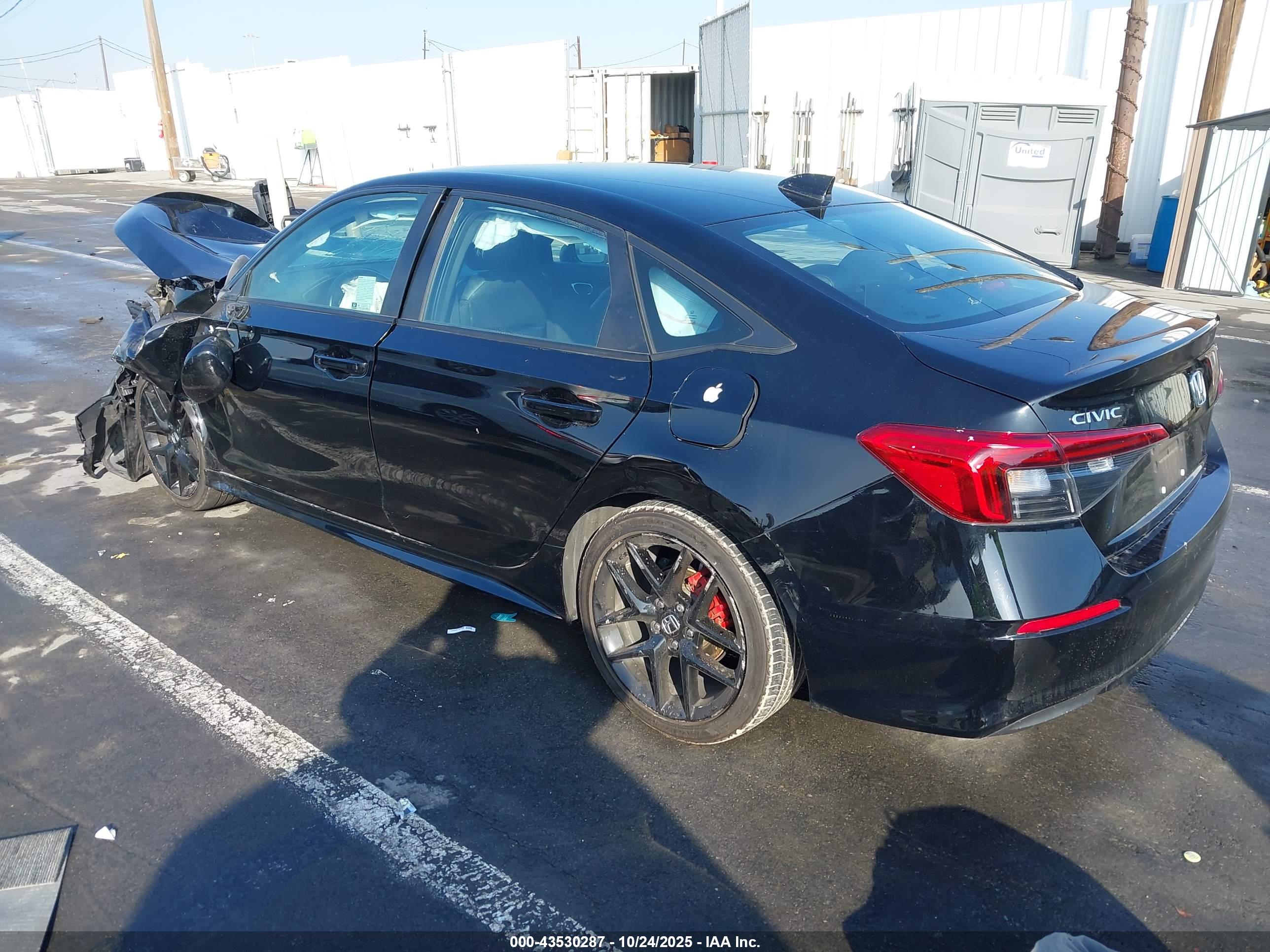 HONDA CIVIC image 3