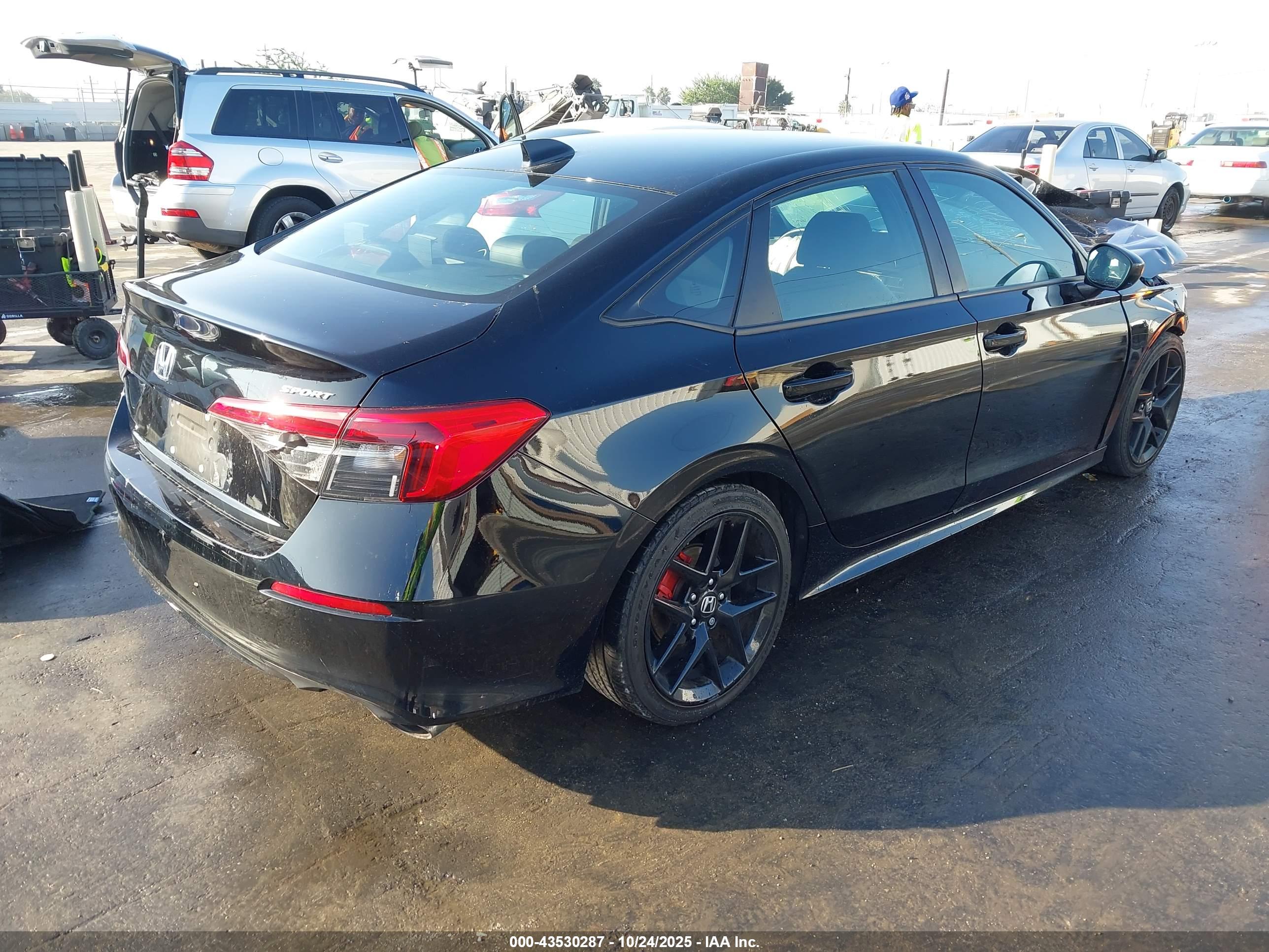 HONDA CIVIC image 4