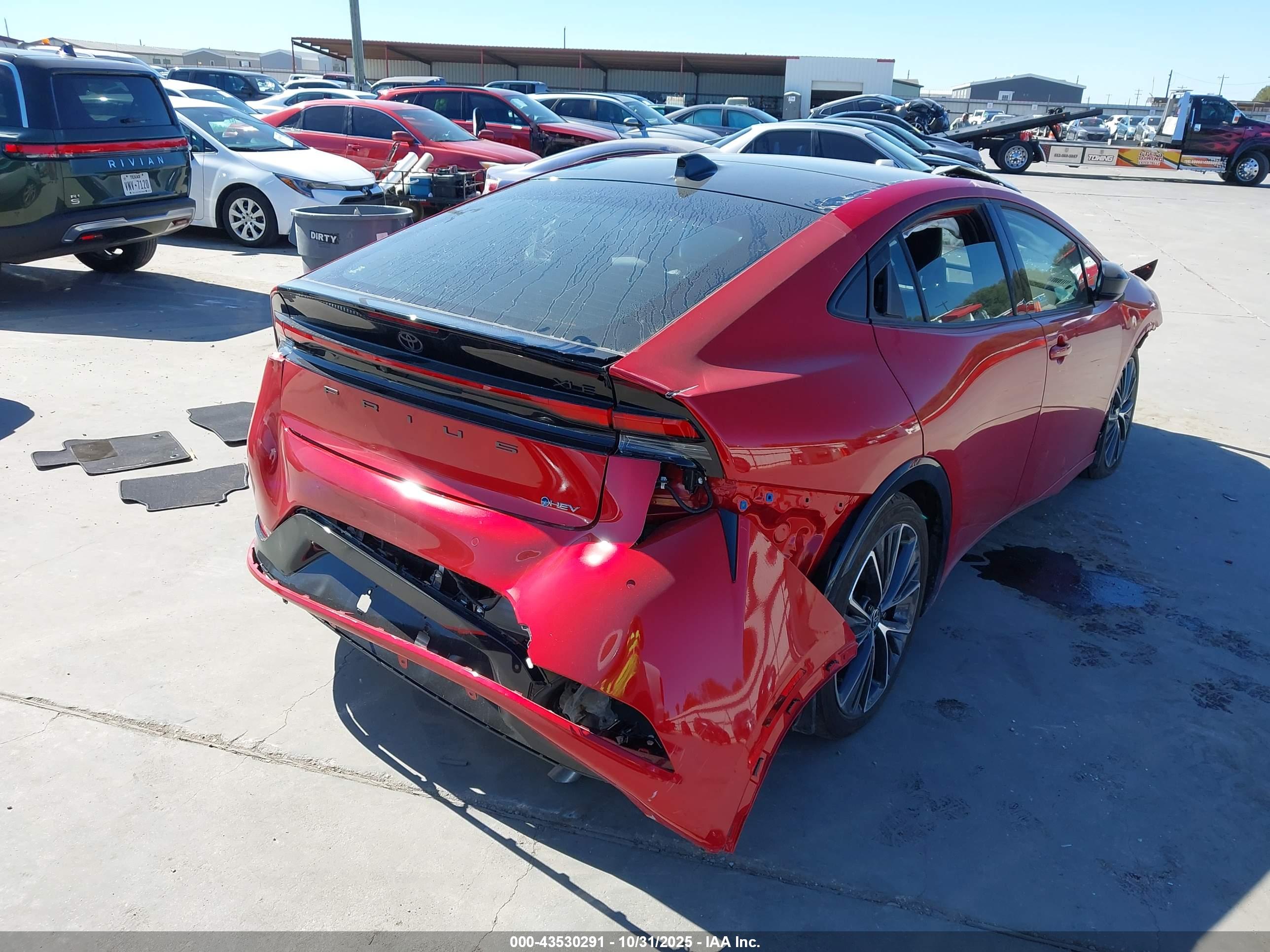 TOYOTA PRIUS image 4