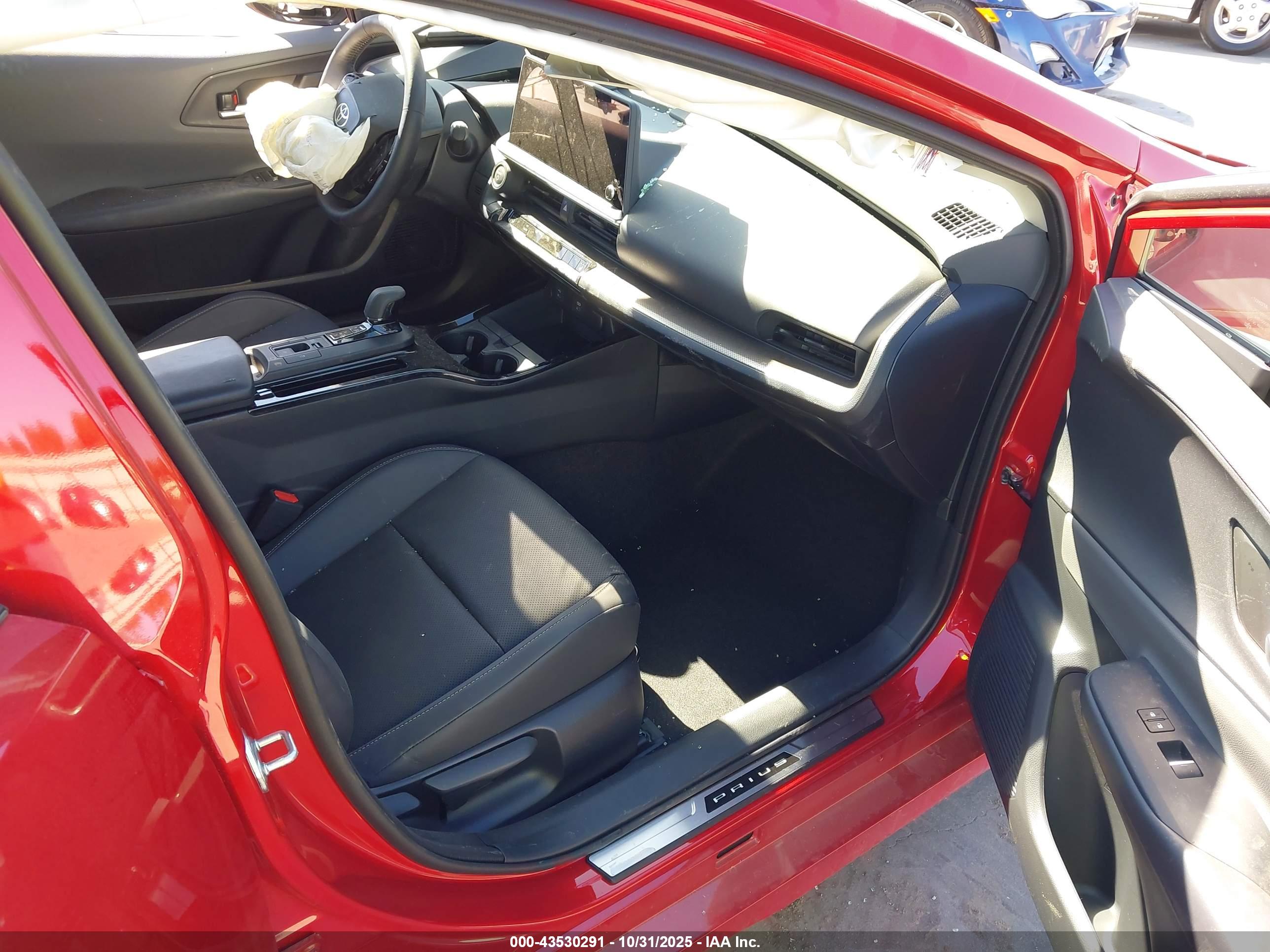 TOYOTA PRIUS image 5