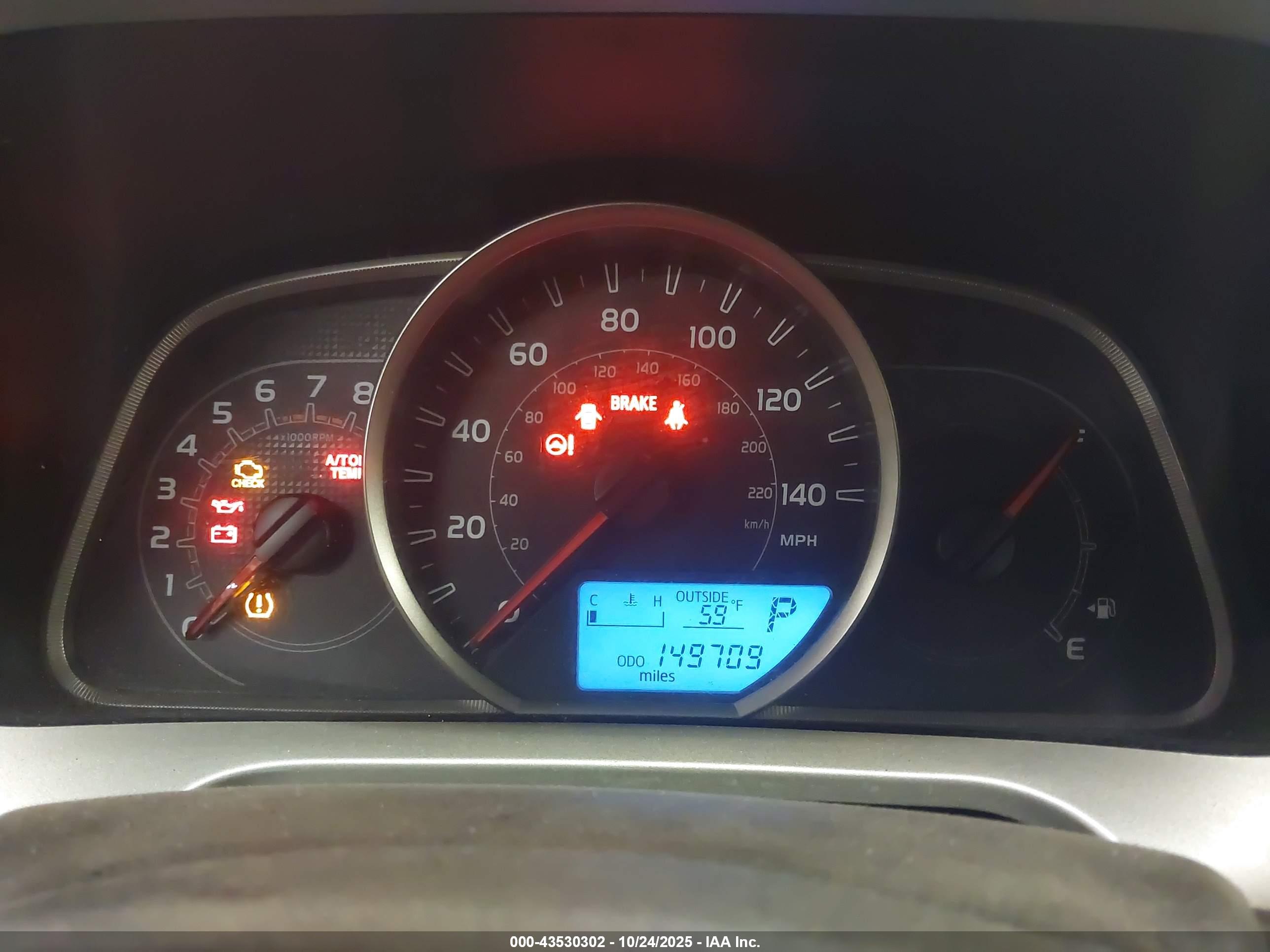 TOYOTA RAV4 image 7