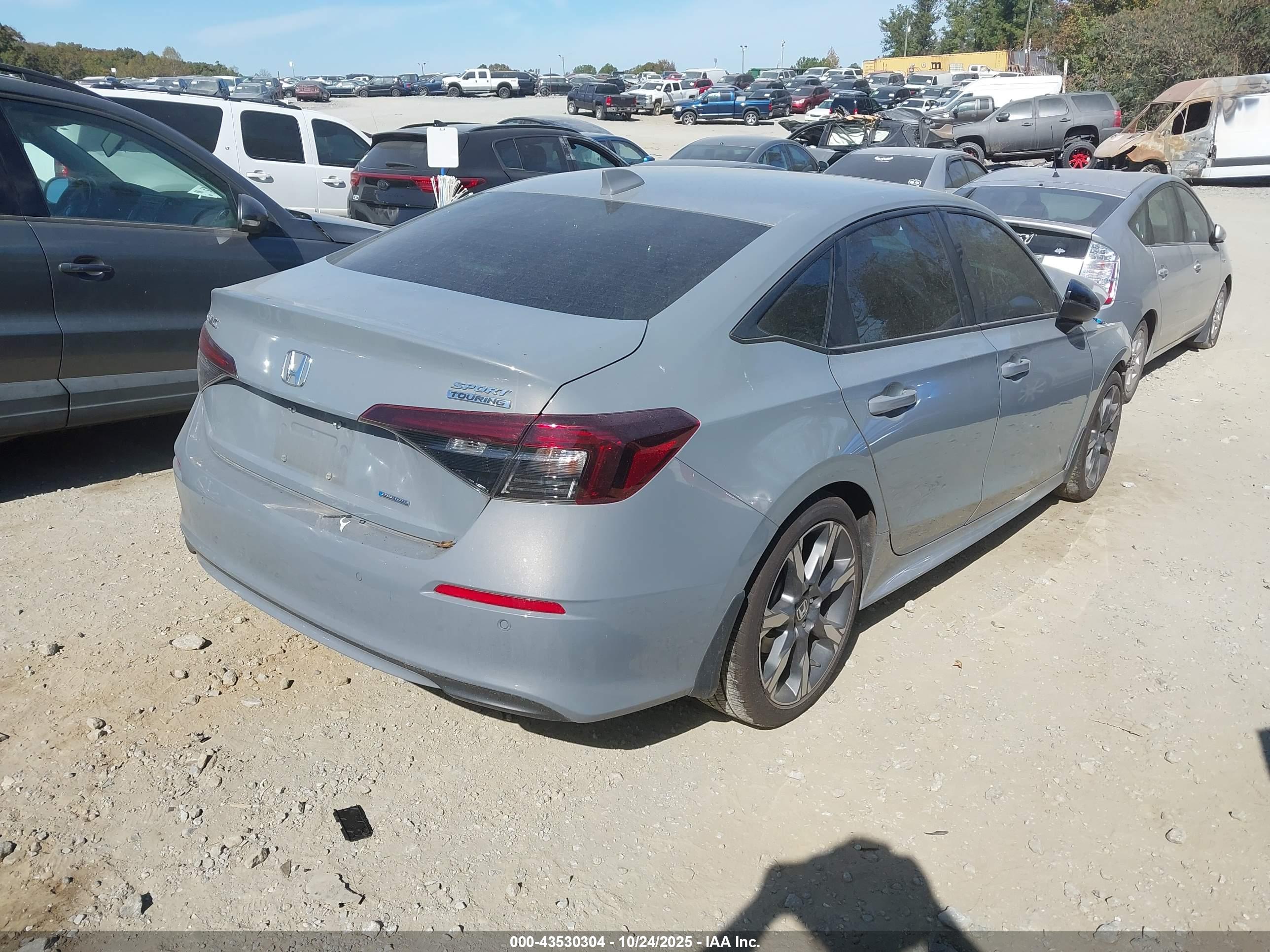 HONDA CIVIC image 4