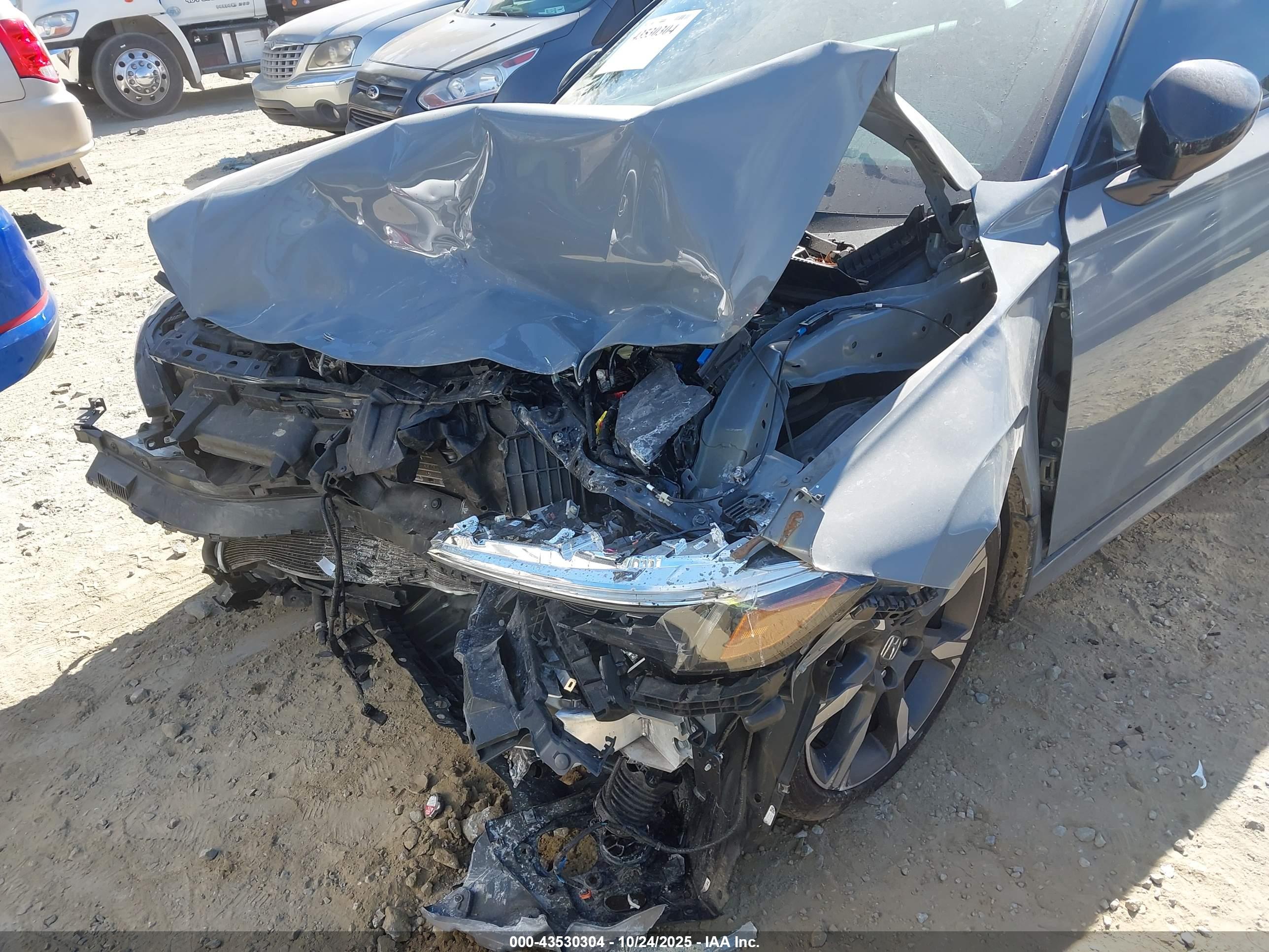 HONDA CIVIC image 6
