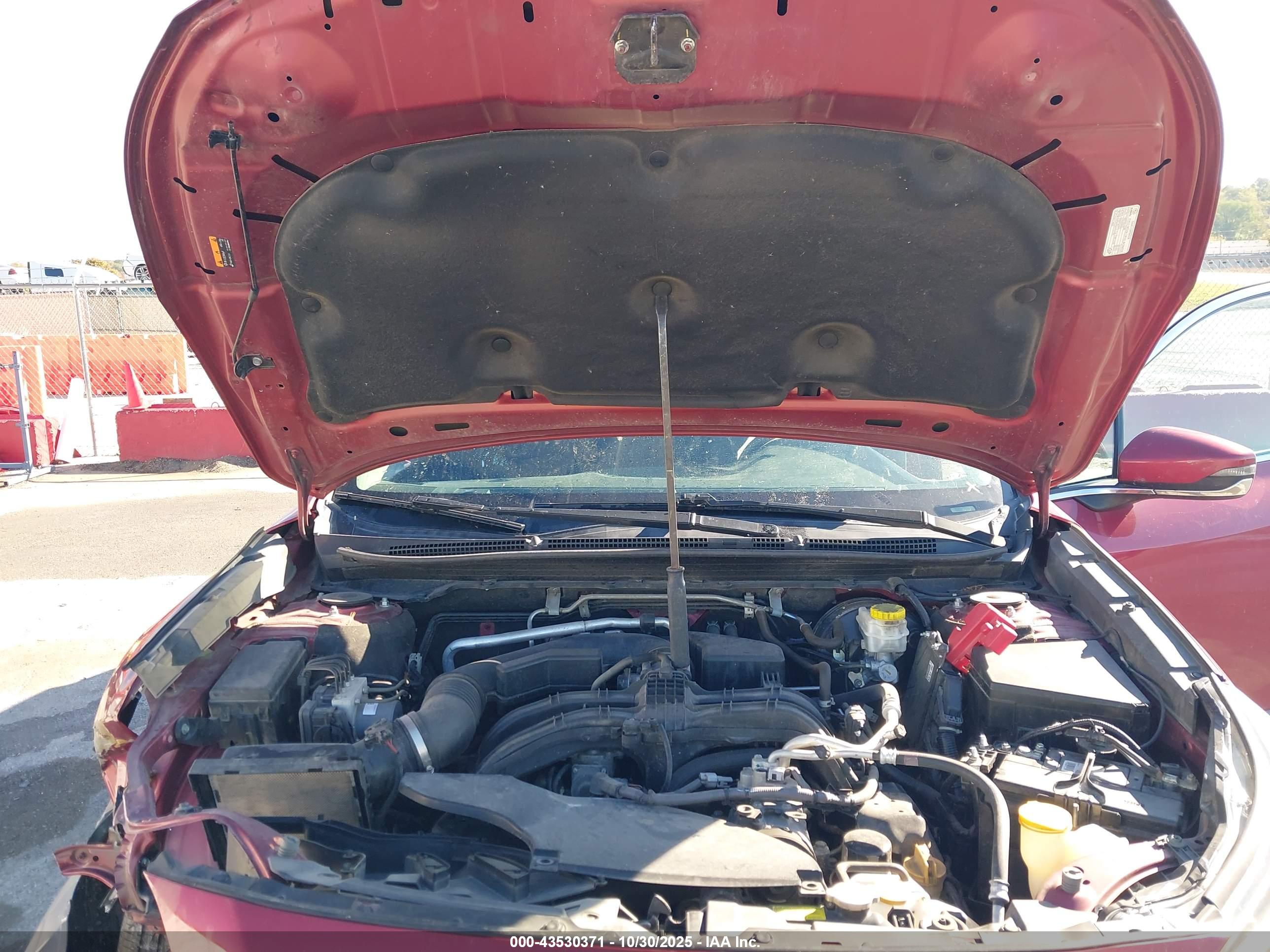 SUBARU OUTBACK image 10