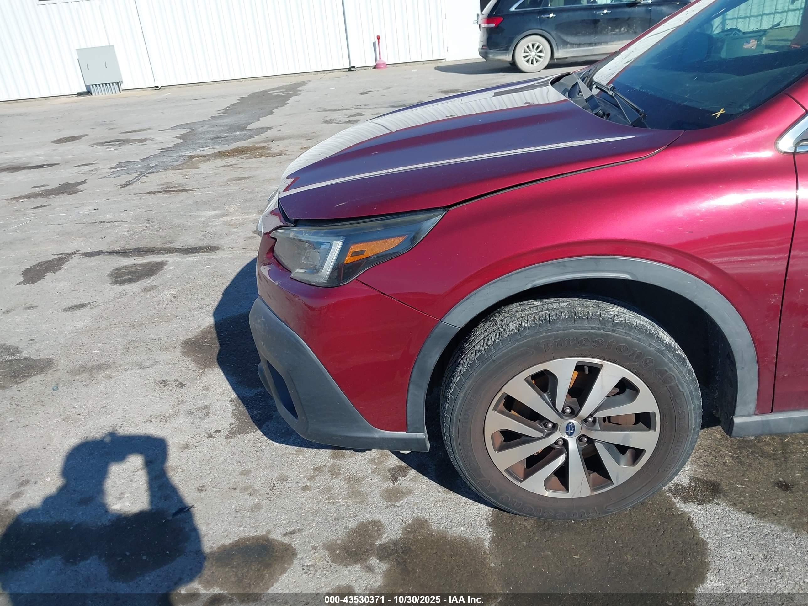 SUBARU OUTBACK image 6