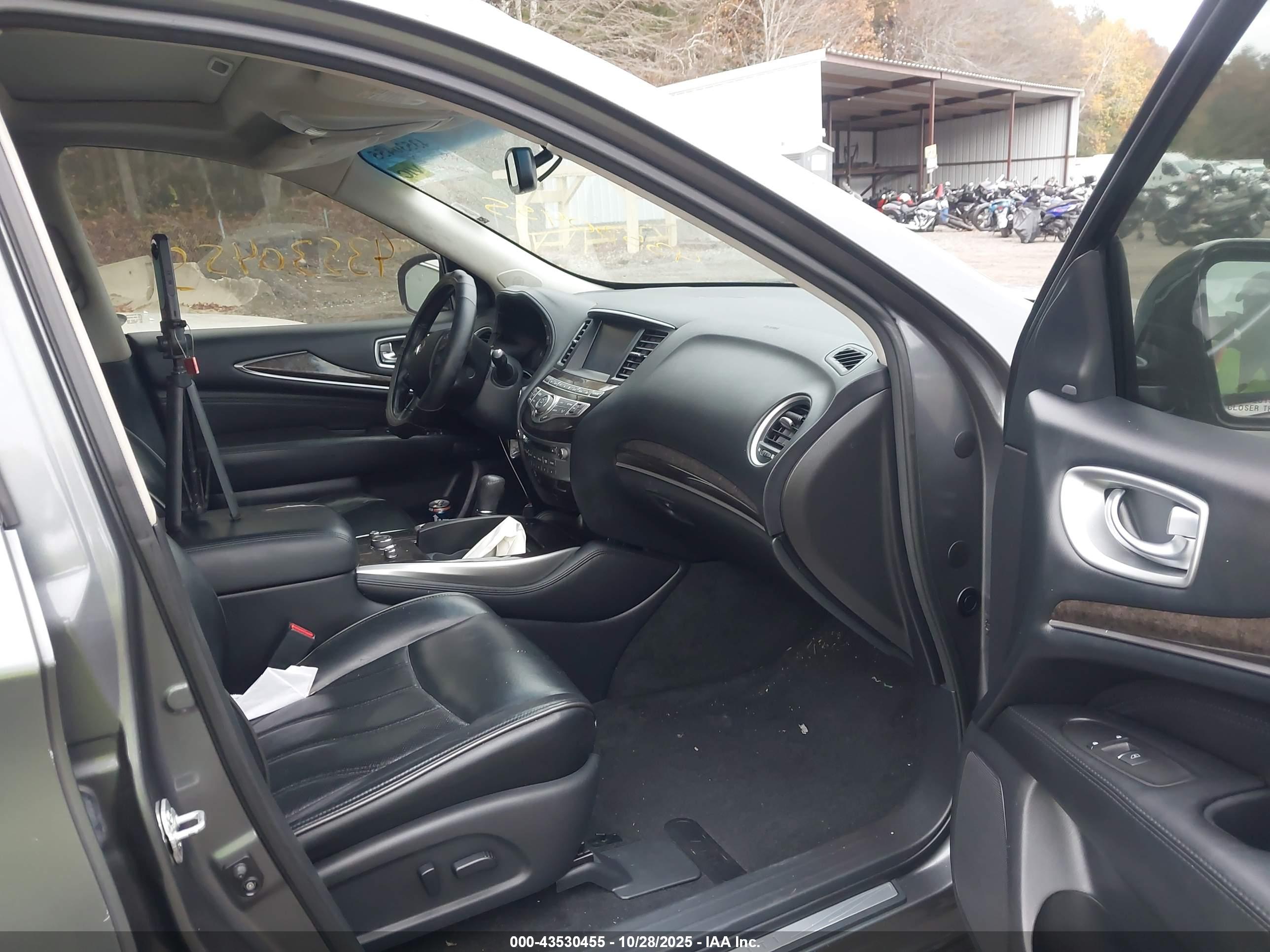 INFINITI QX60 image 5
