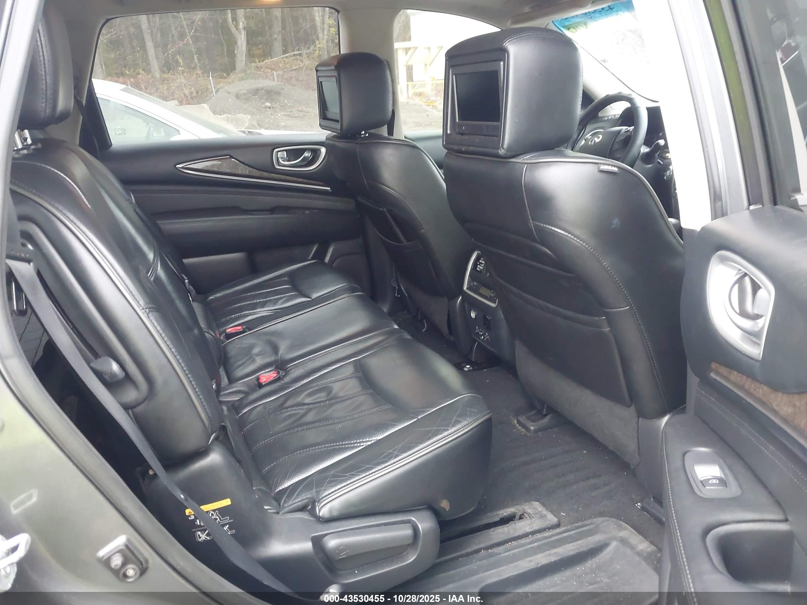 INFINITI QX60 image 8