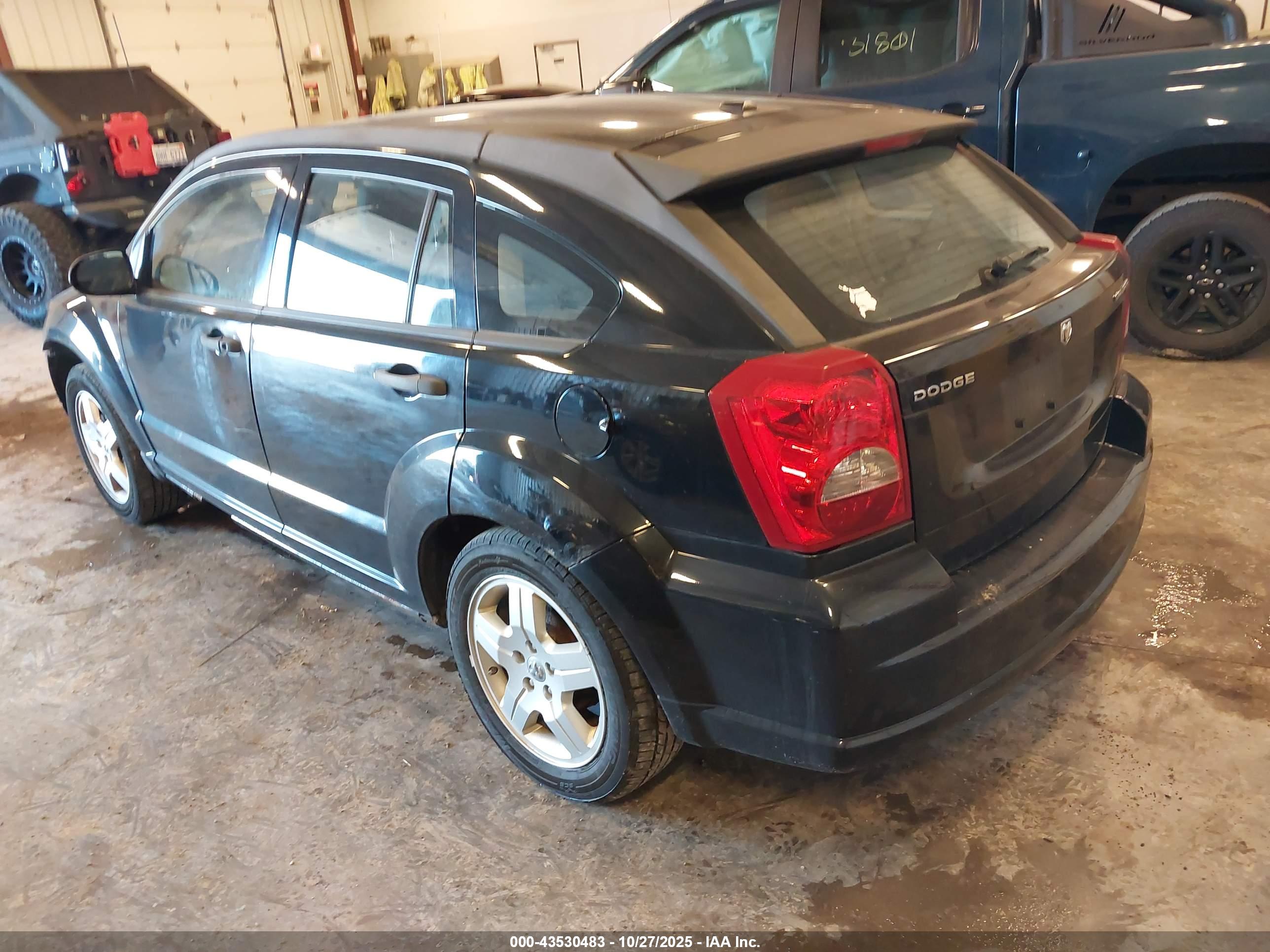 DODGE CALIBER image 3