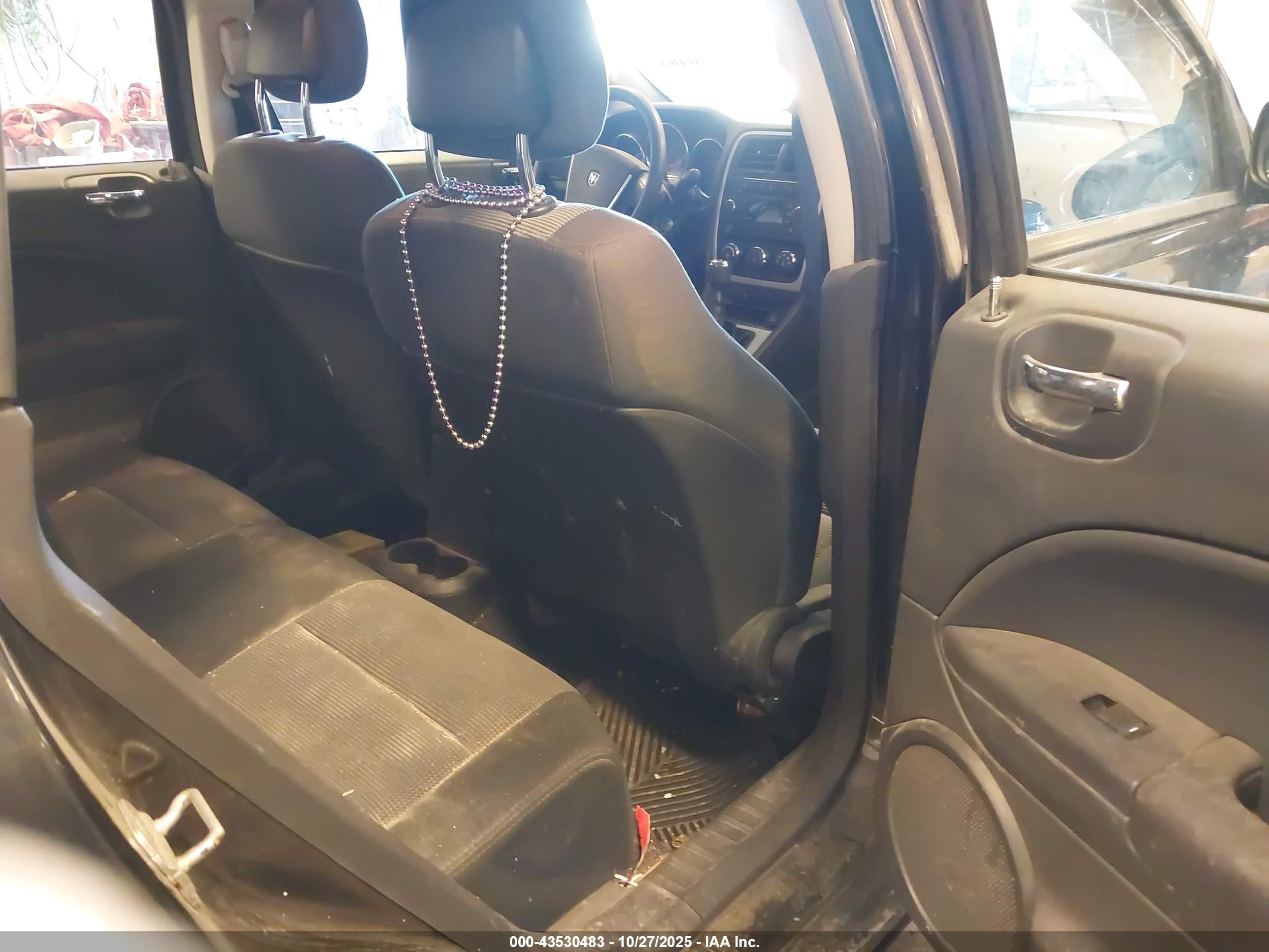 DODGE CALIBER image 8
