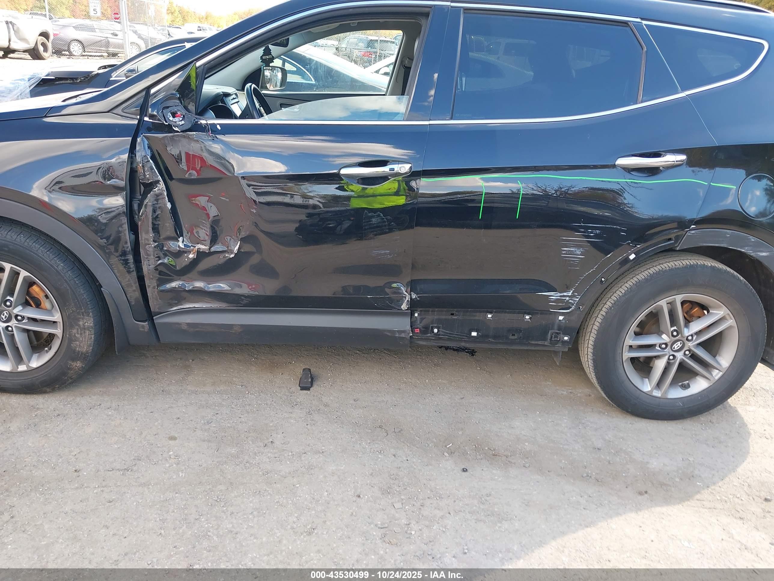 HYUNDAI SANTA image 6