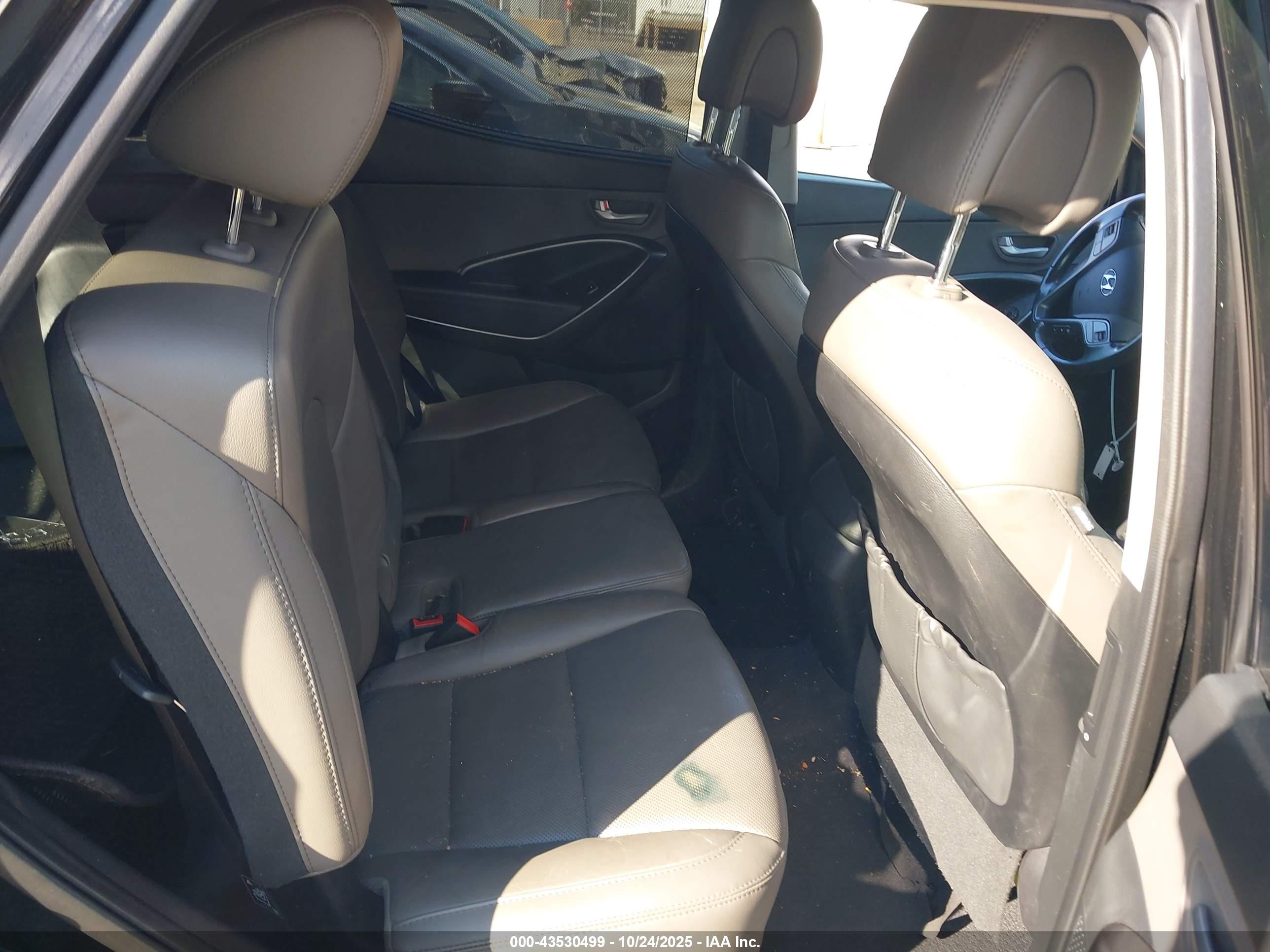 HYUNDAI SANTA image 8