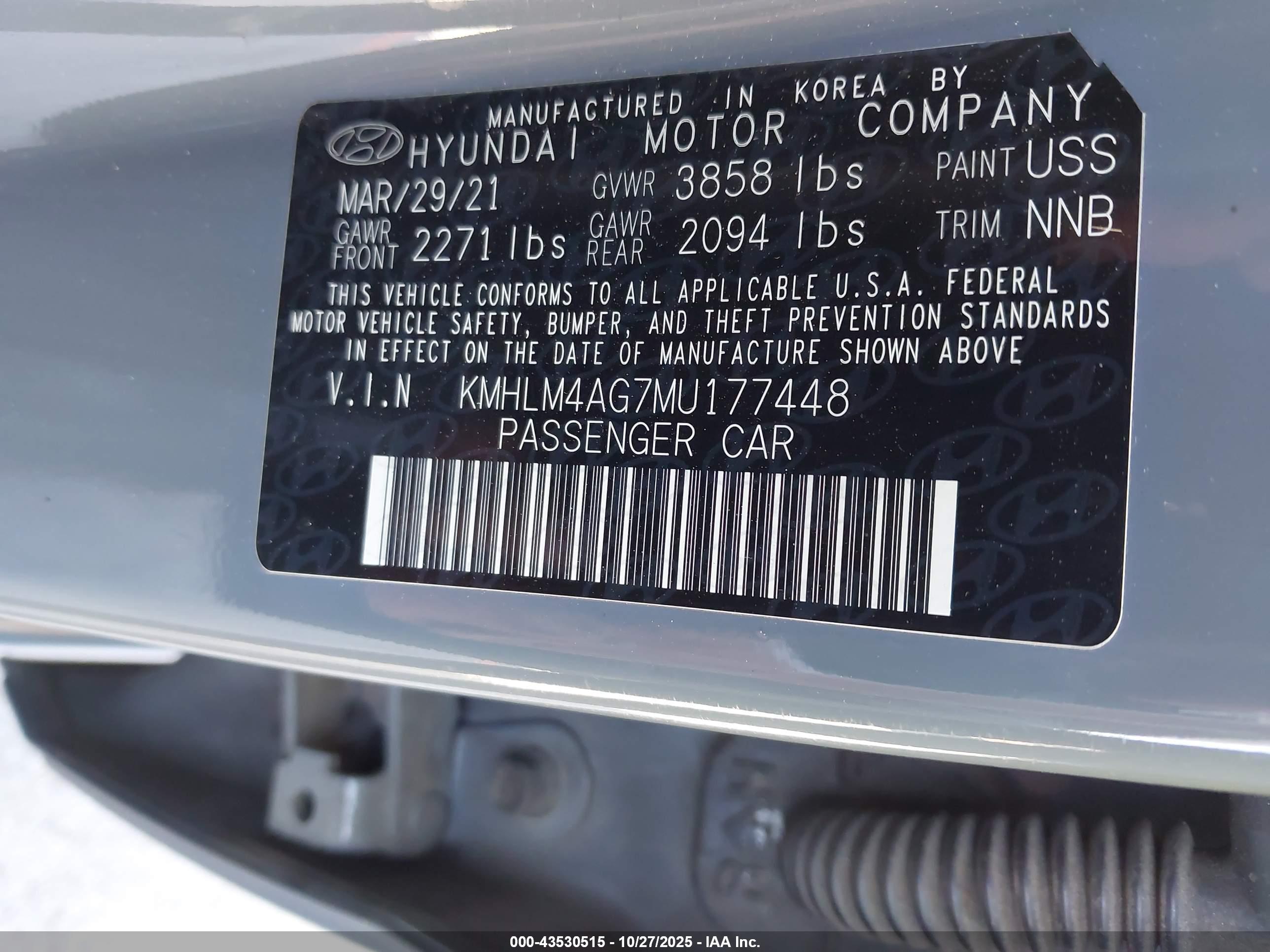 HYUNDAI ELANTRA image 9