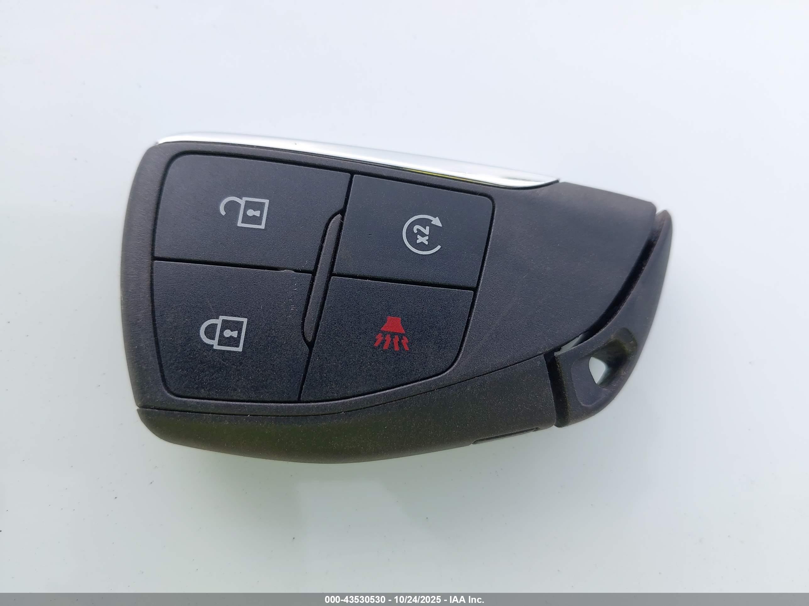 GMC CANYON image 11