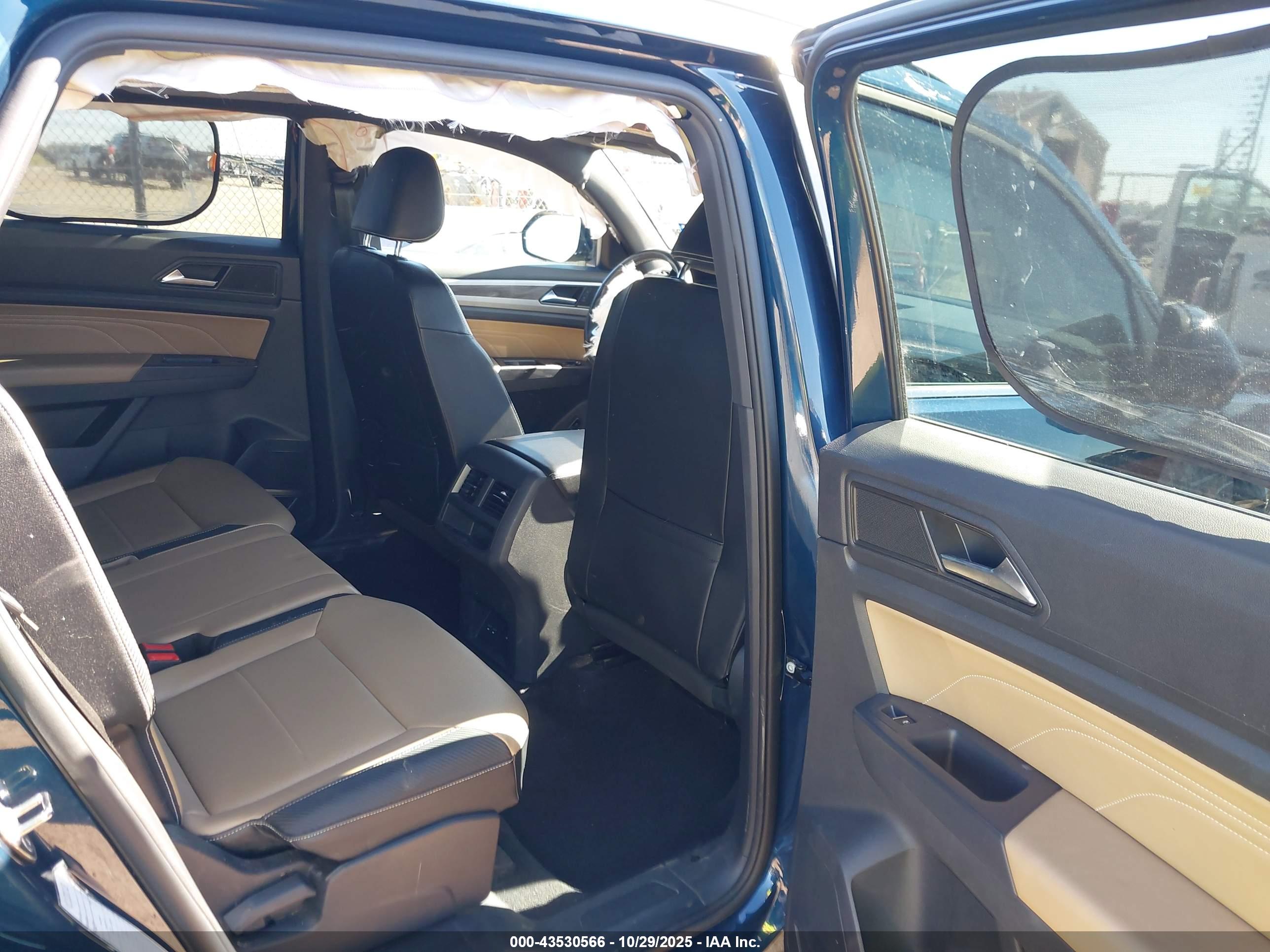 VOLKSWAGEN ATLAS image 8