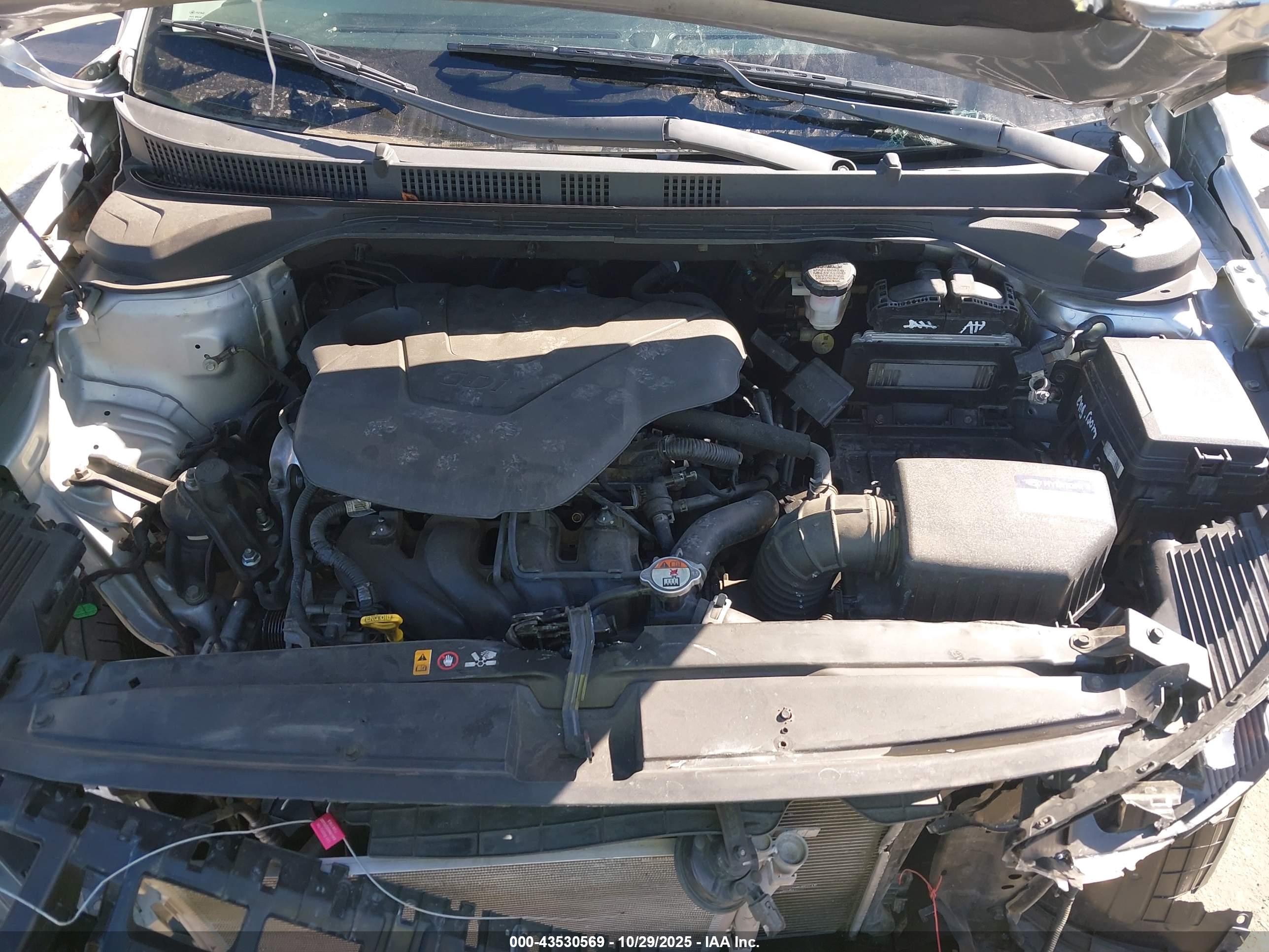 HYUNDAI ACCENT image 10