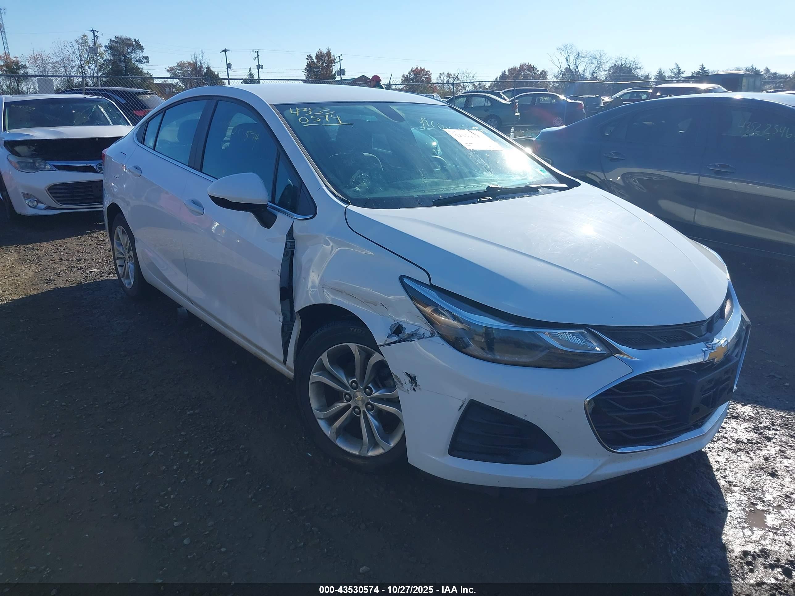 CHEVROLET CRUZE image 6