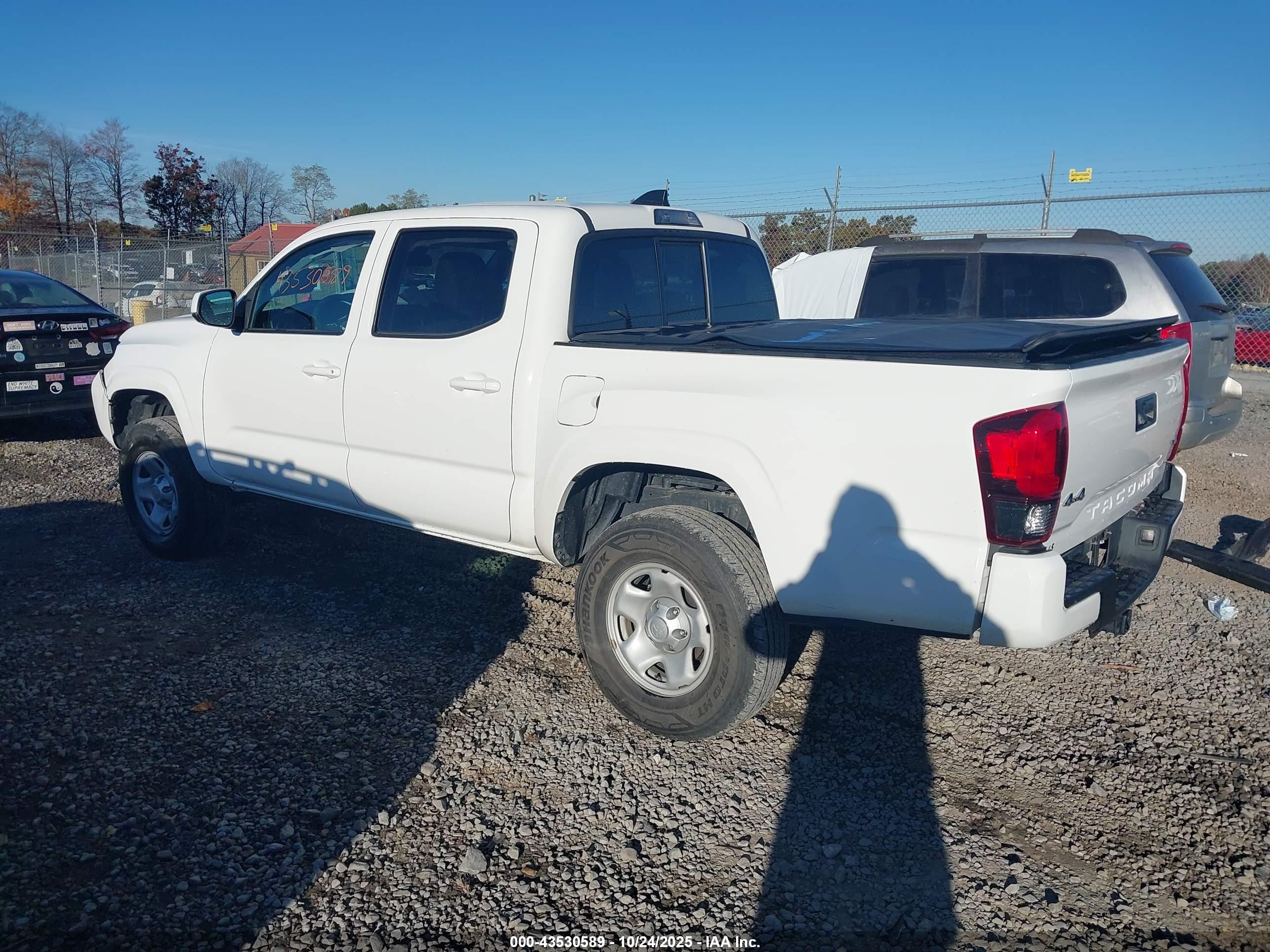 TOYOTA TACOMA image 3