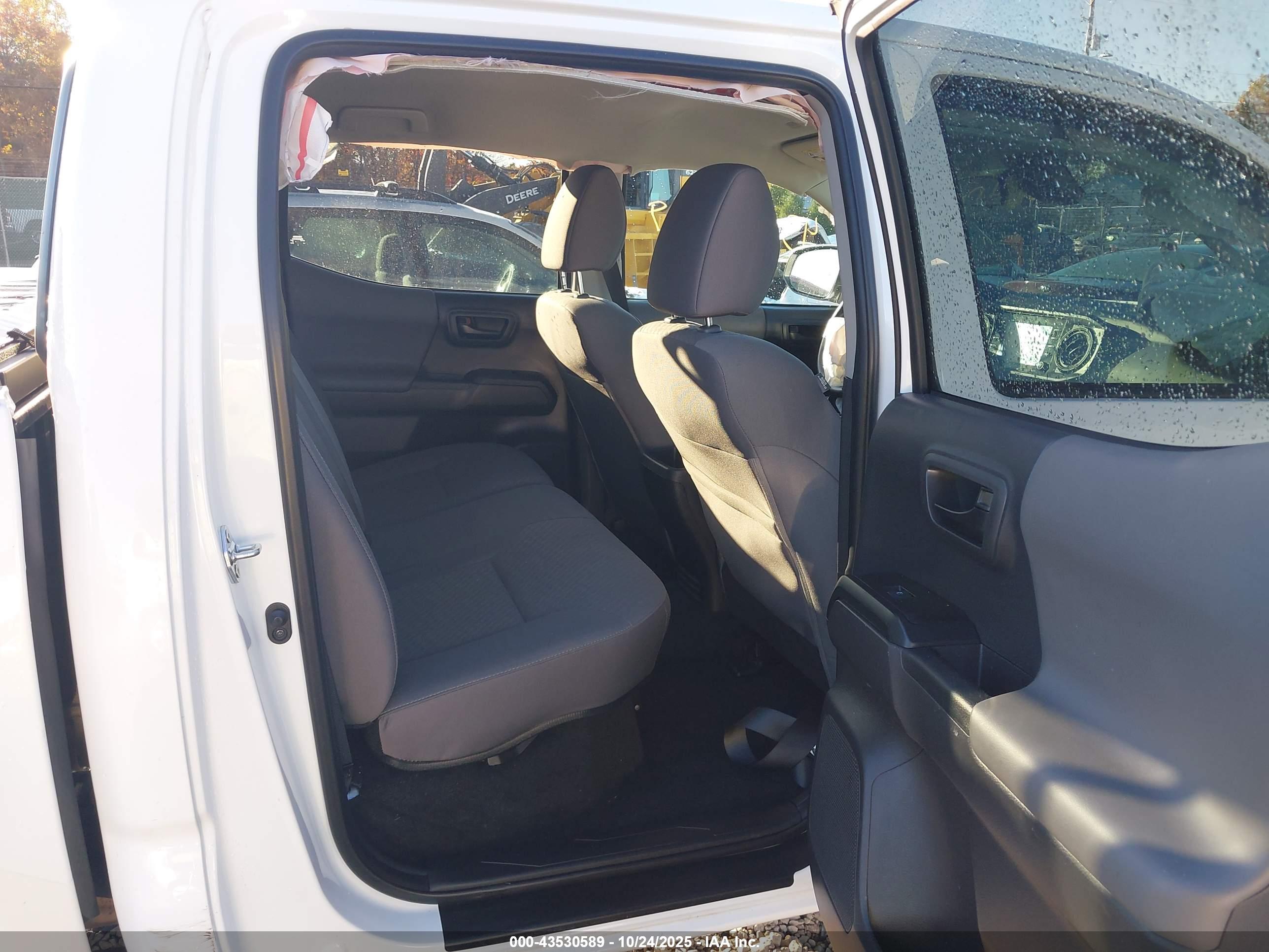 TOYOTA TACOMA image 8