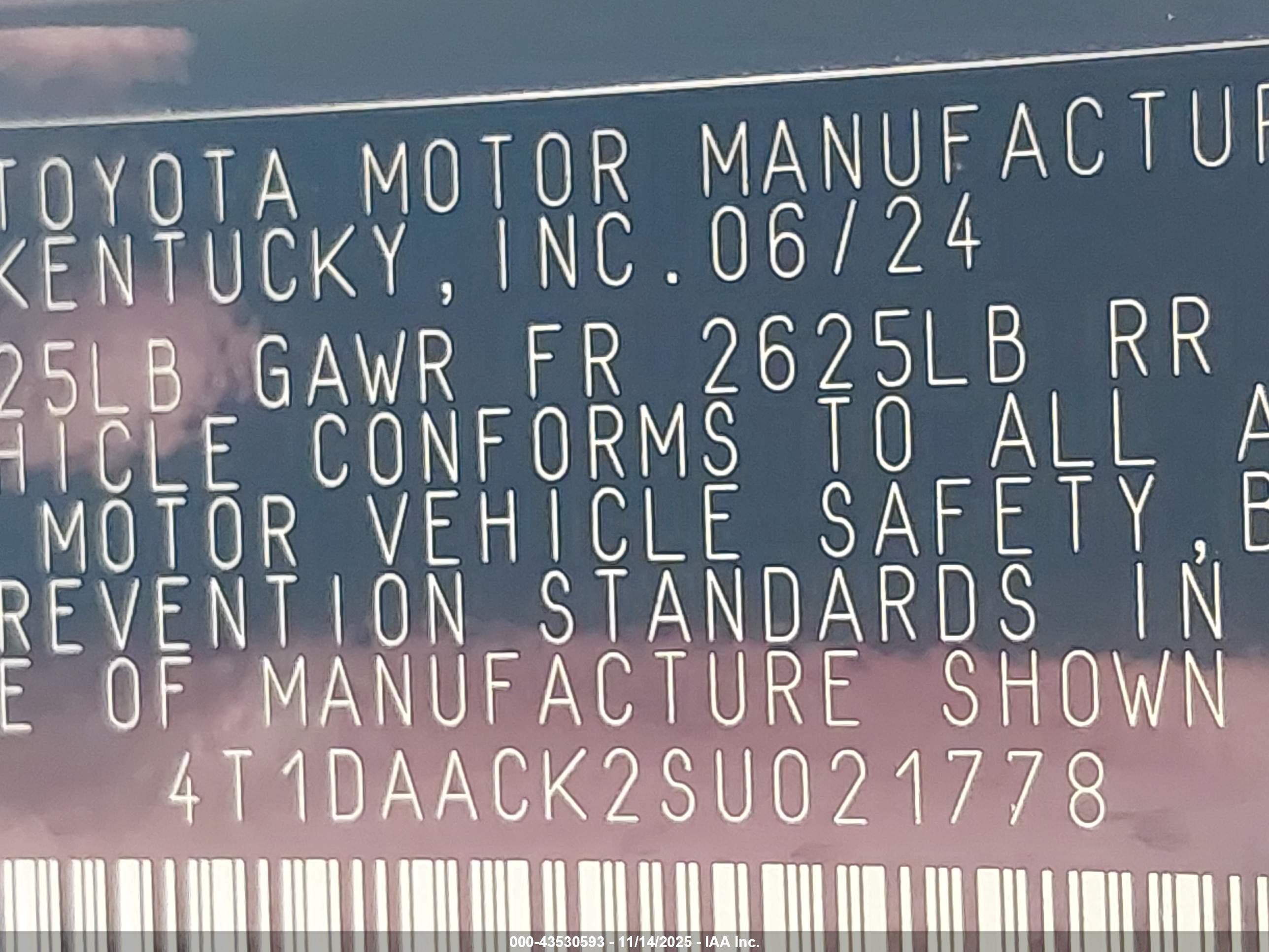 TOYOTA CAMRY image 9
